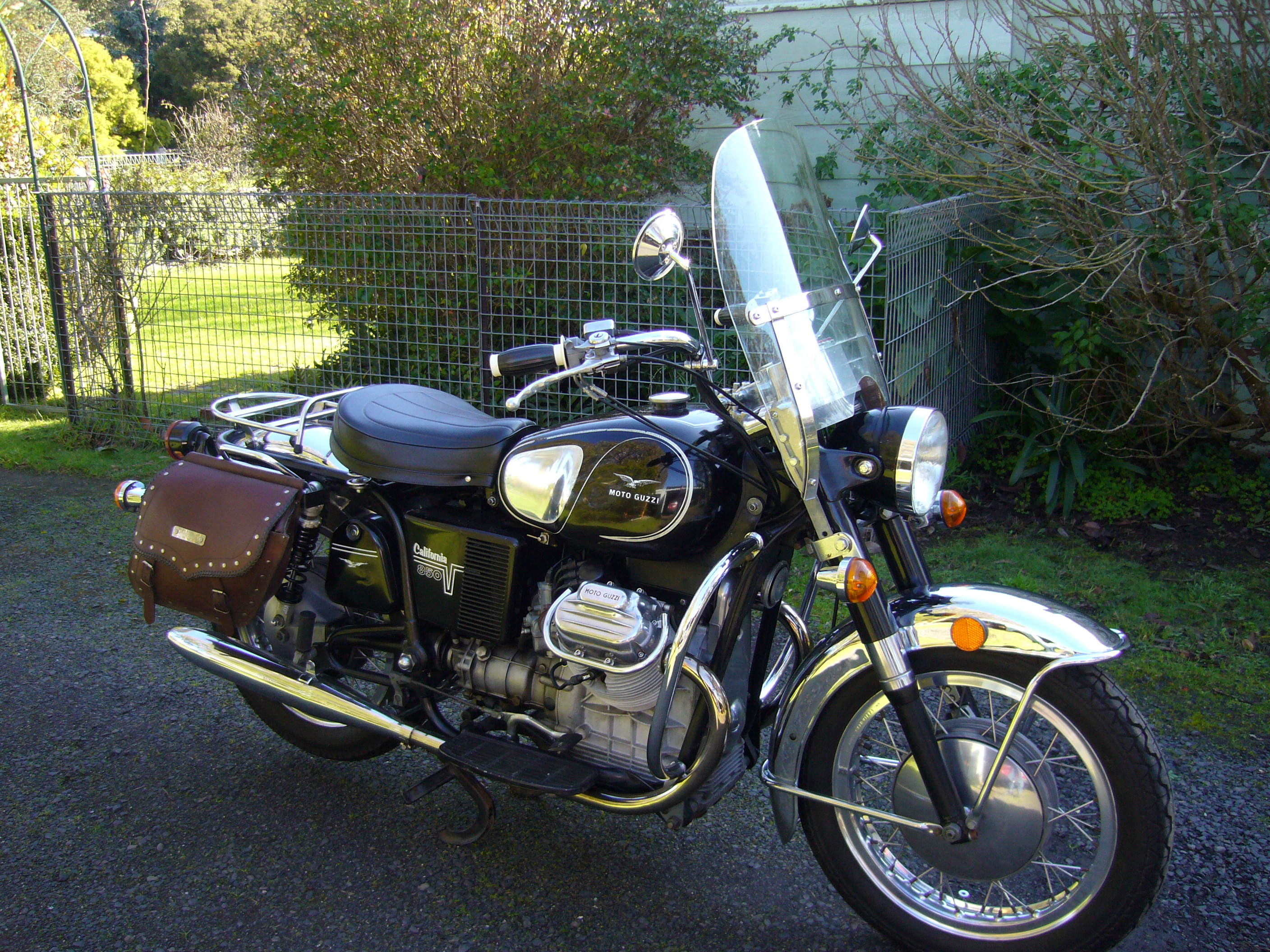1973 MOTO GUZZI CALIFORNIA 850 POLICE CIVILIAN 