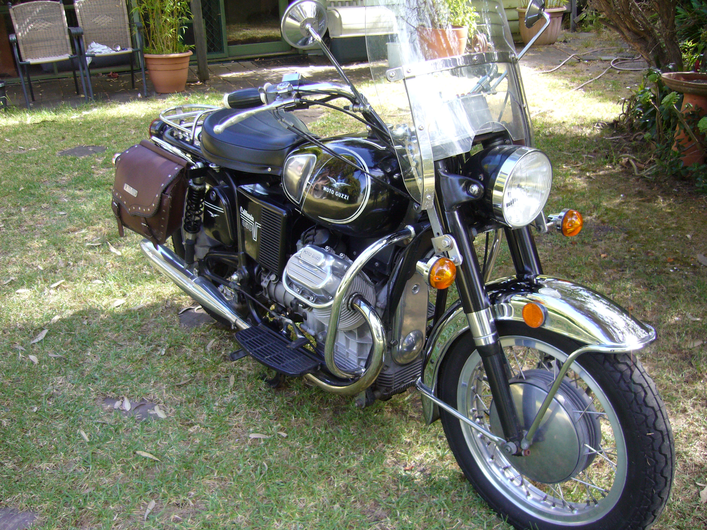 1973 MOTO GUZZI CALIFORNIA 850 POLICE CIVILIAN 