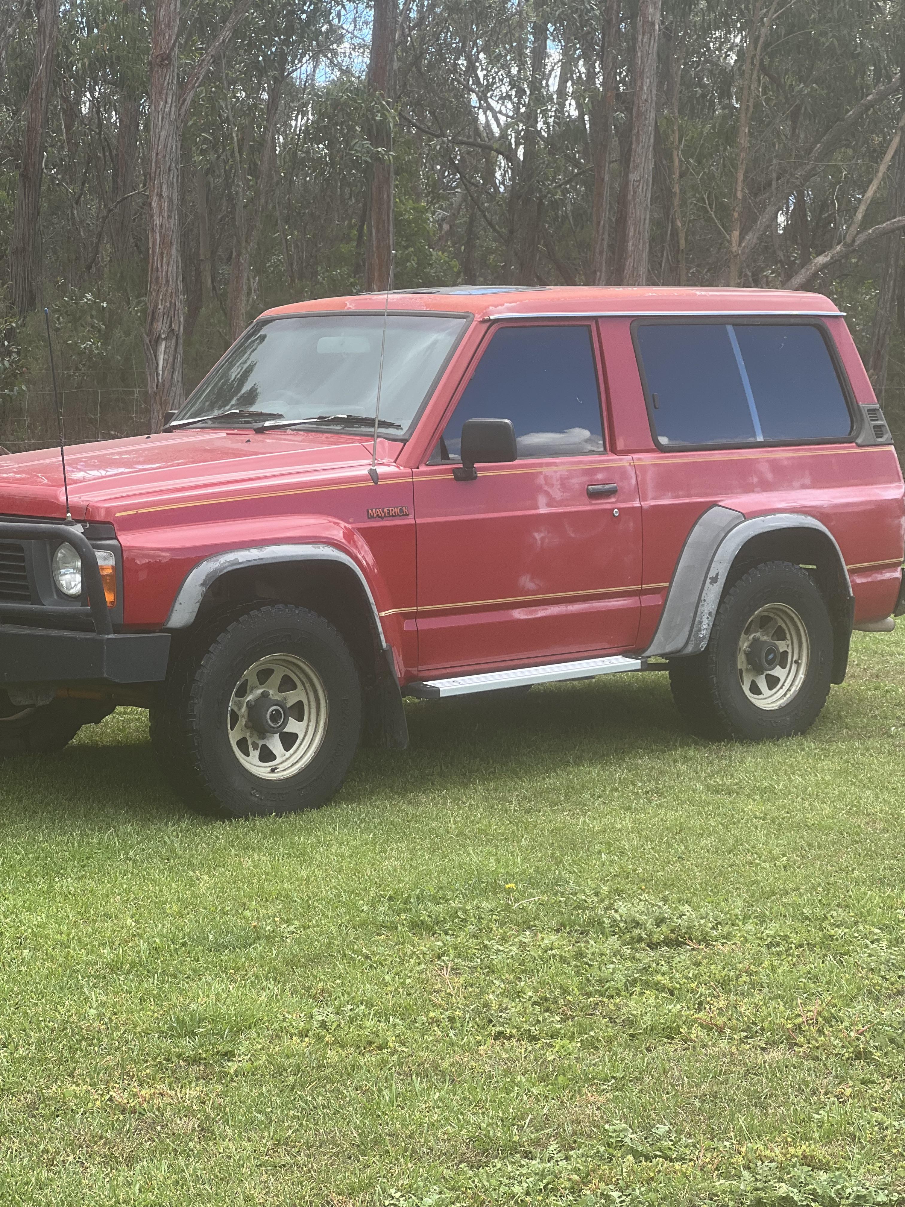 1990 FORD MAVERICK XLT (4x4) 5 SP MANUAL 4x4 2D HARDTOP 
