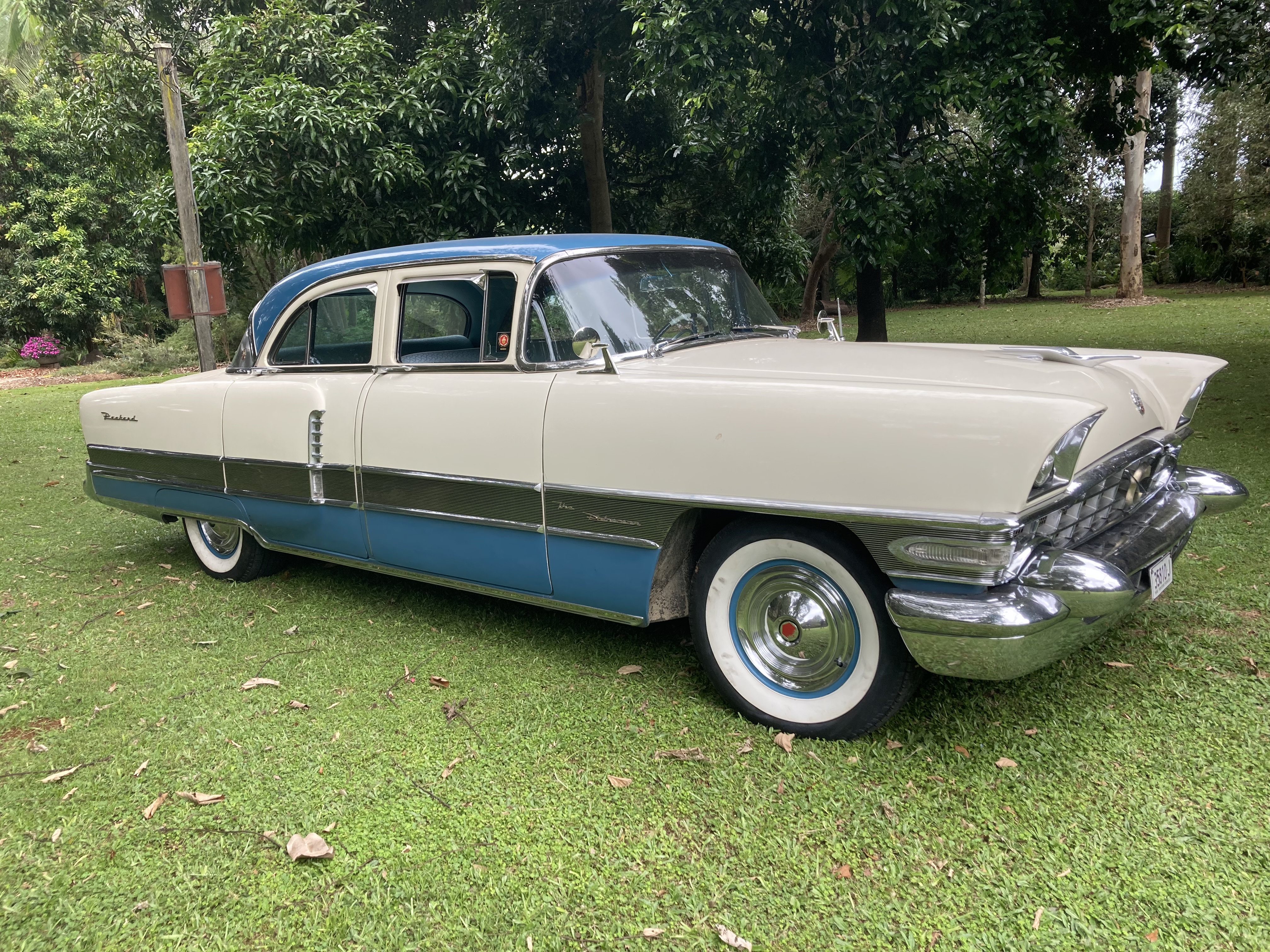 1956 PACKARD PATRICIAN SEDAN