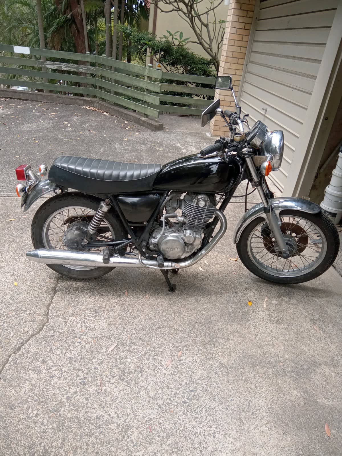 1982 YAMAHA SR500 ROAD