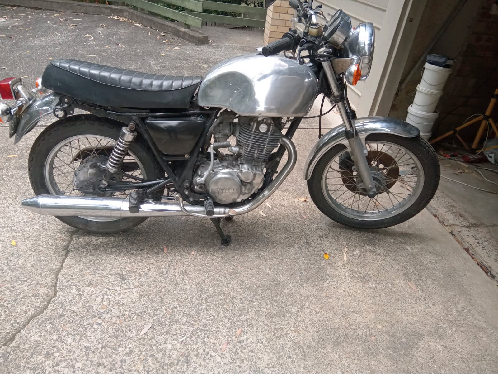 1982 YAMAHA SR500 ROAD