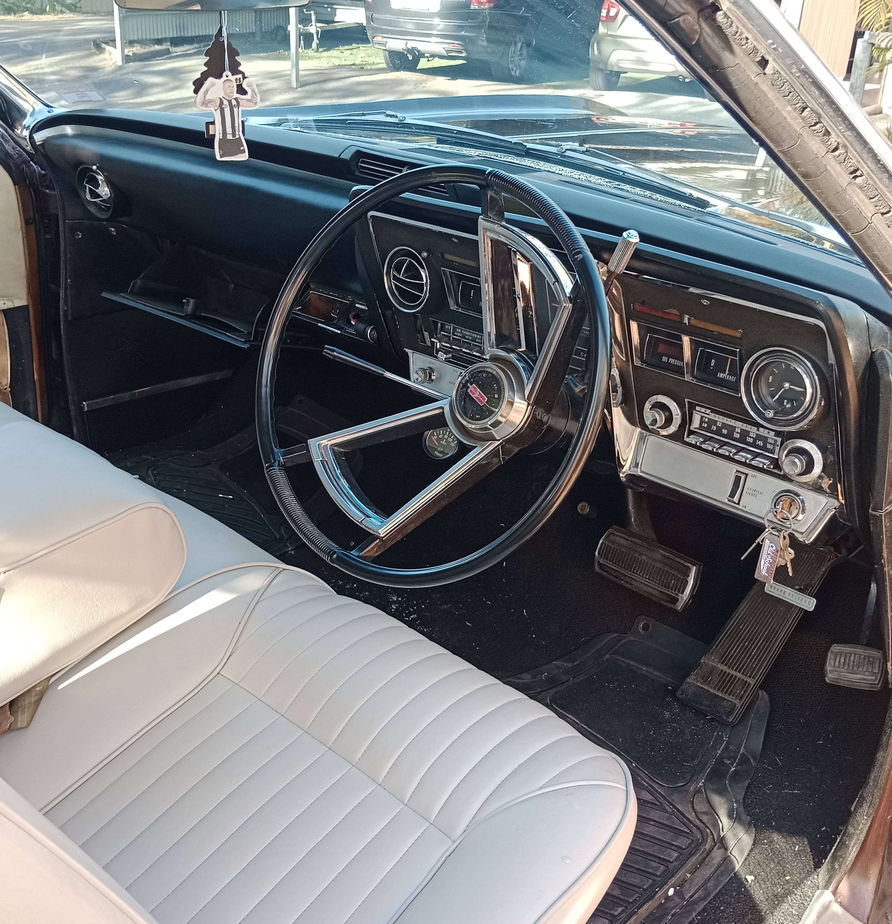1966 OLDSMOBILE TORONADO COUPE