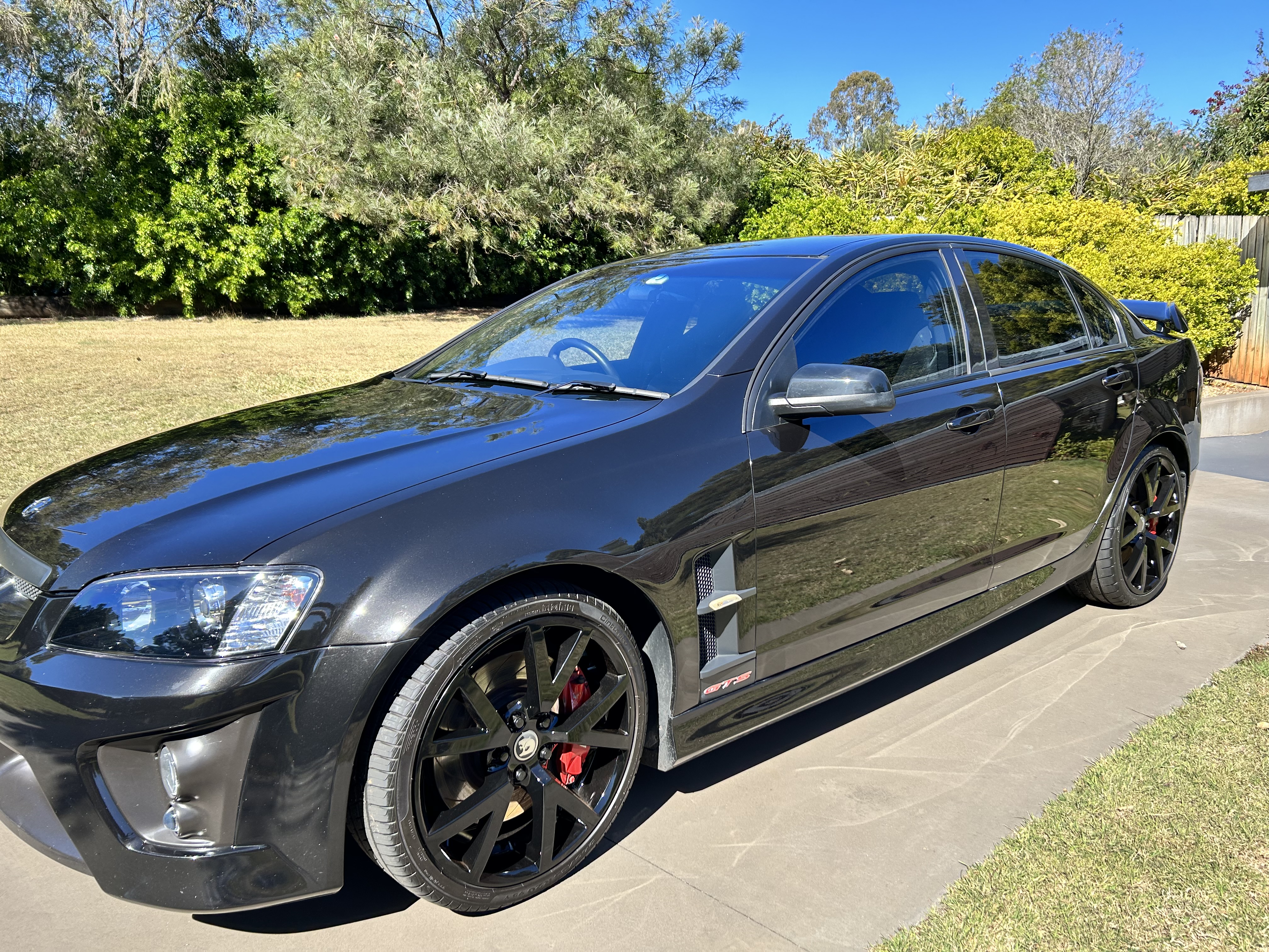 2009 HSV GTS E2 SERIES 6 SP MANUAL 4D SEDAN