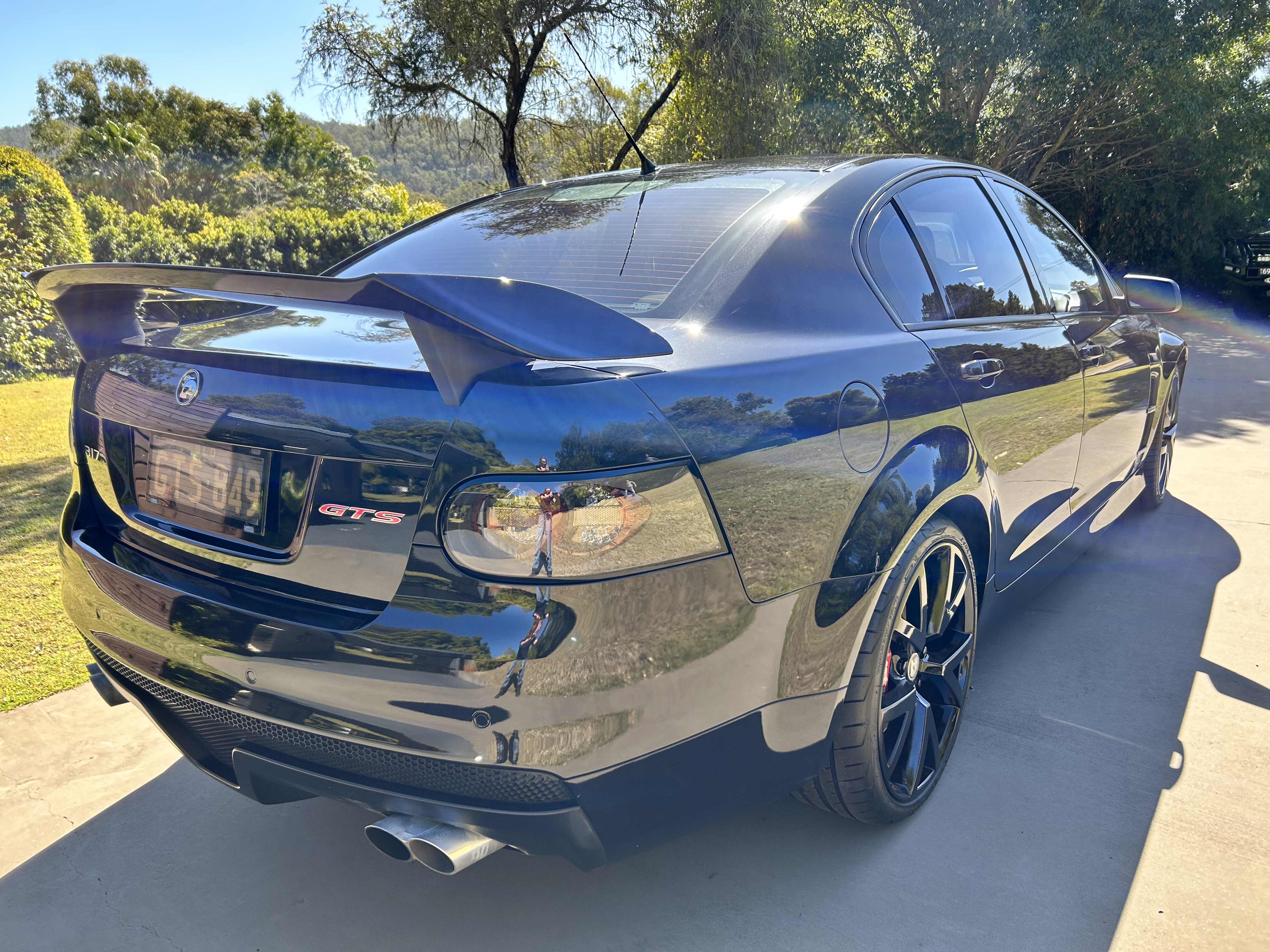 2009 HSV GTS E2 SERIES 6 SP MANUAL 4D SEDAN