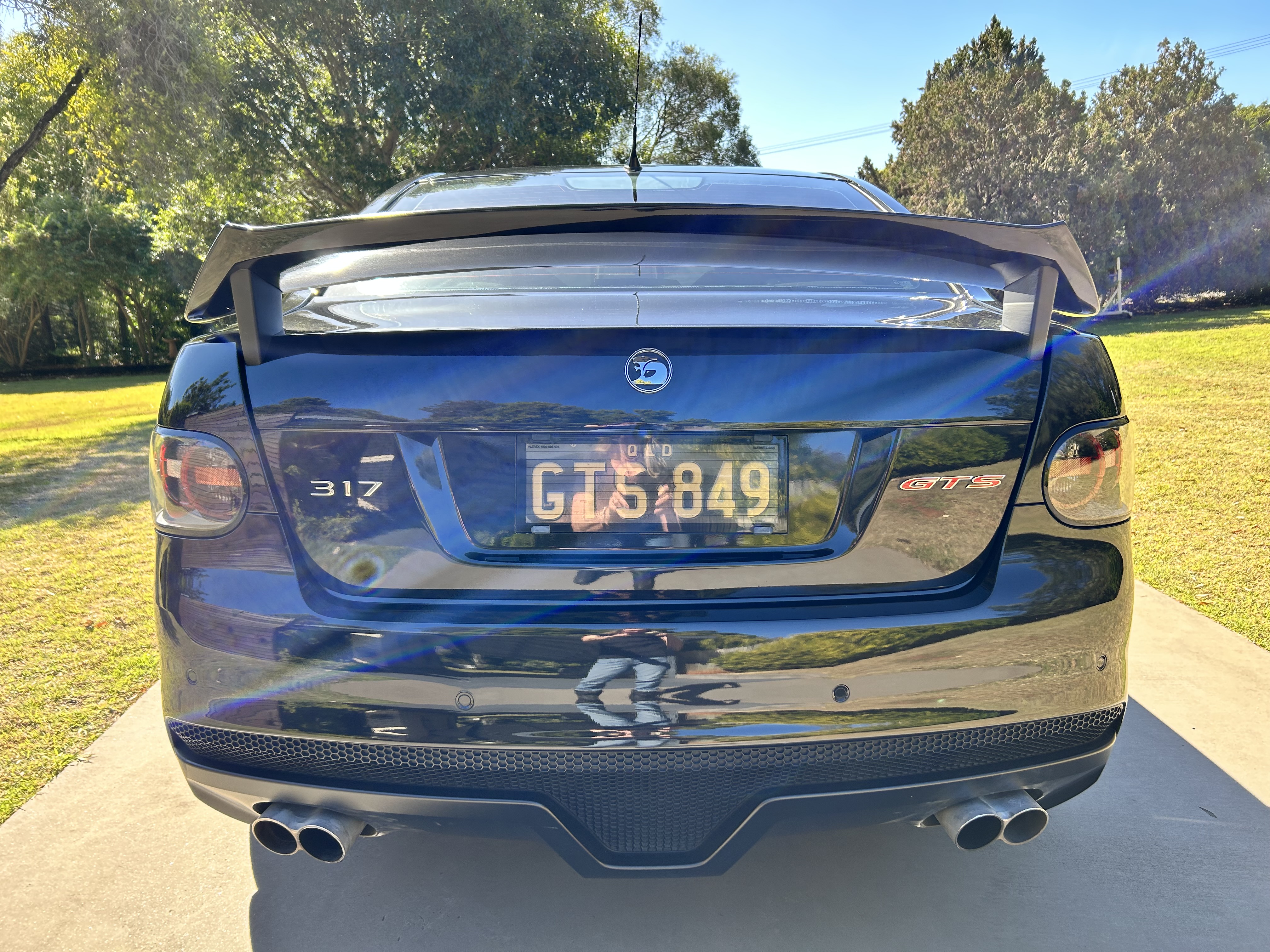2009 HSV GTS E2 SERIES 6 SP MANUAL 4D SEDAN