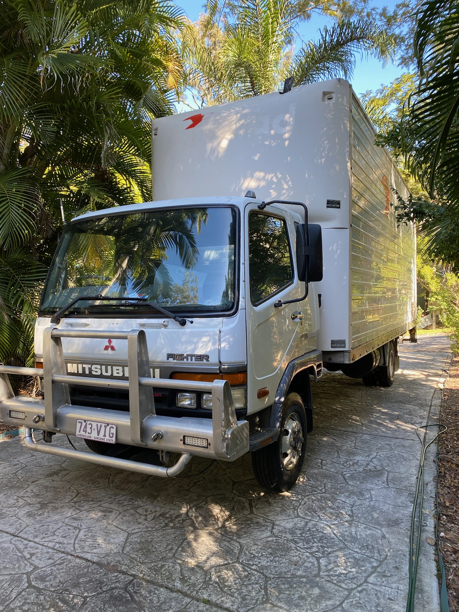 2000 MITSUBISHI FIGHTER FK617 PANTECH