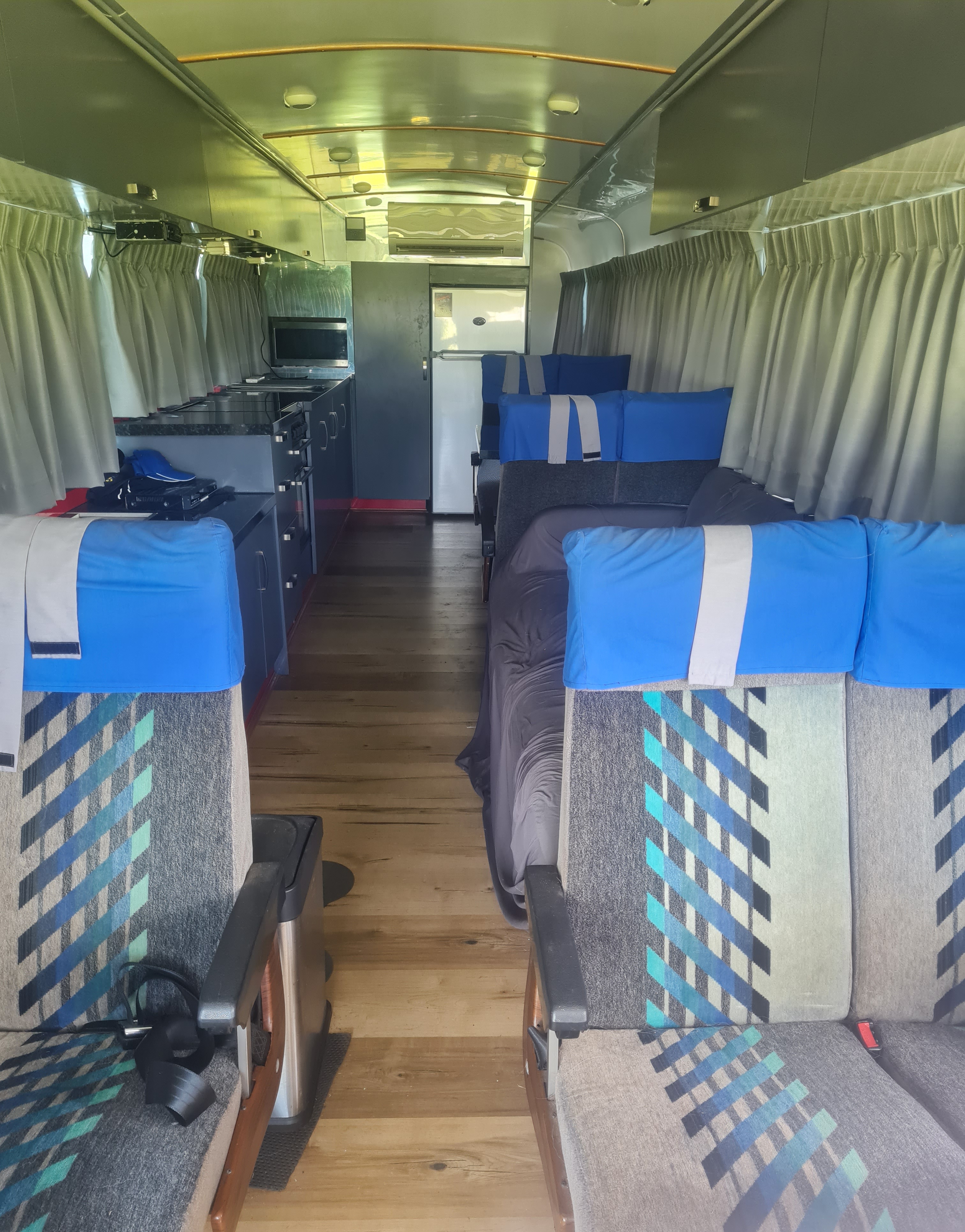 1982 GREYHOUND MCI MC9 BUS MOTORHOME