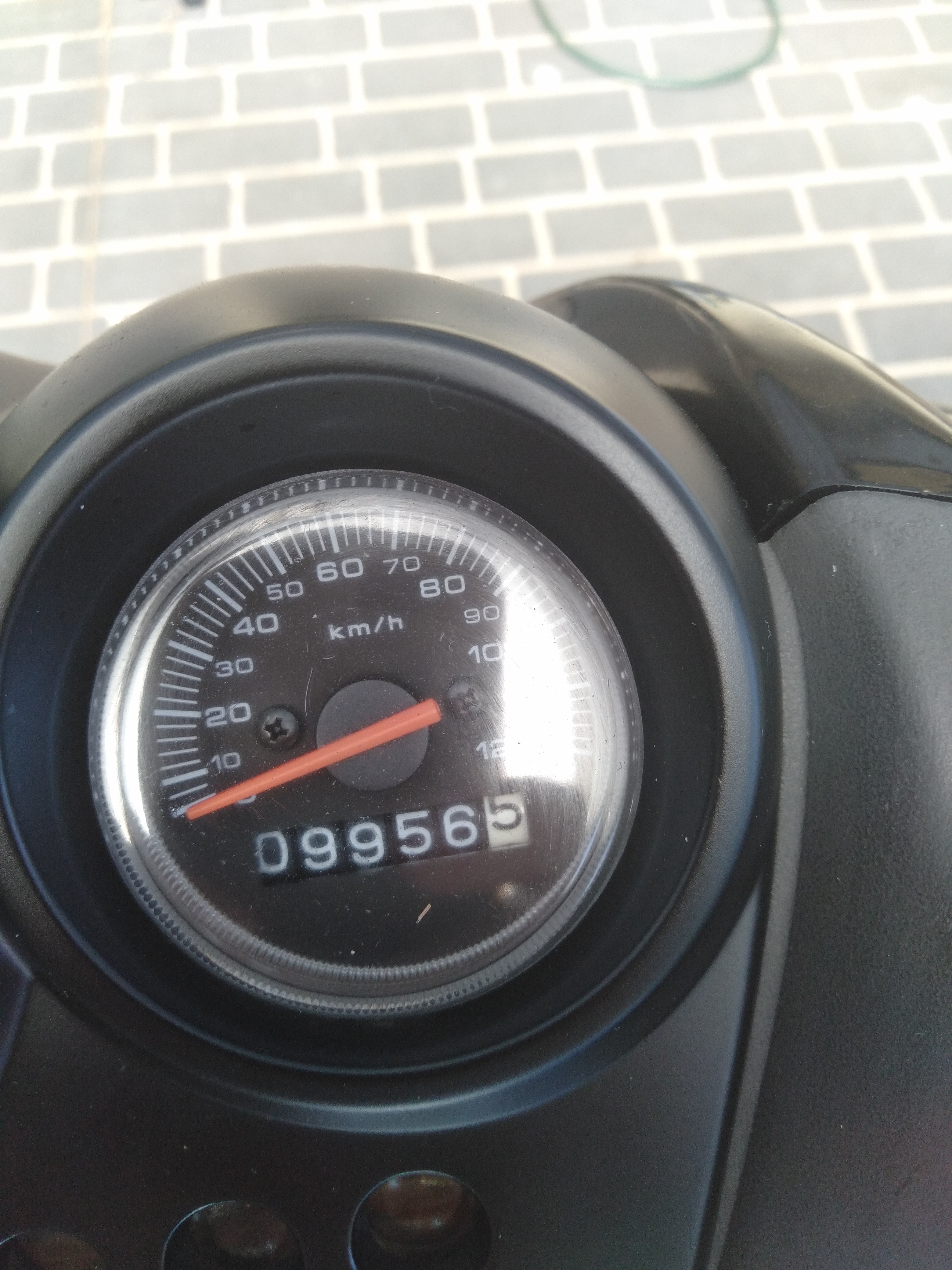 2004 YAMAHA AEROX 100 - YQ100 SCOOTER 