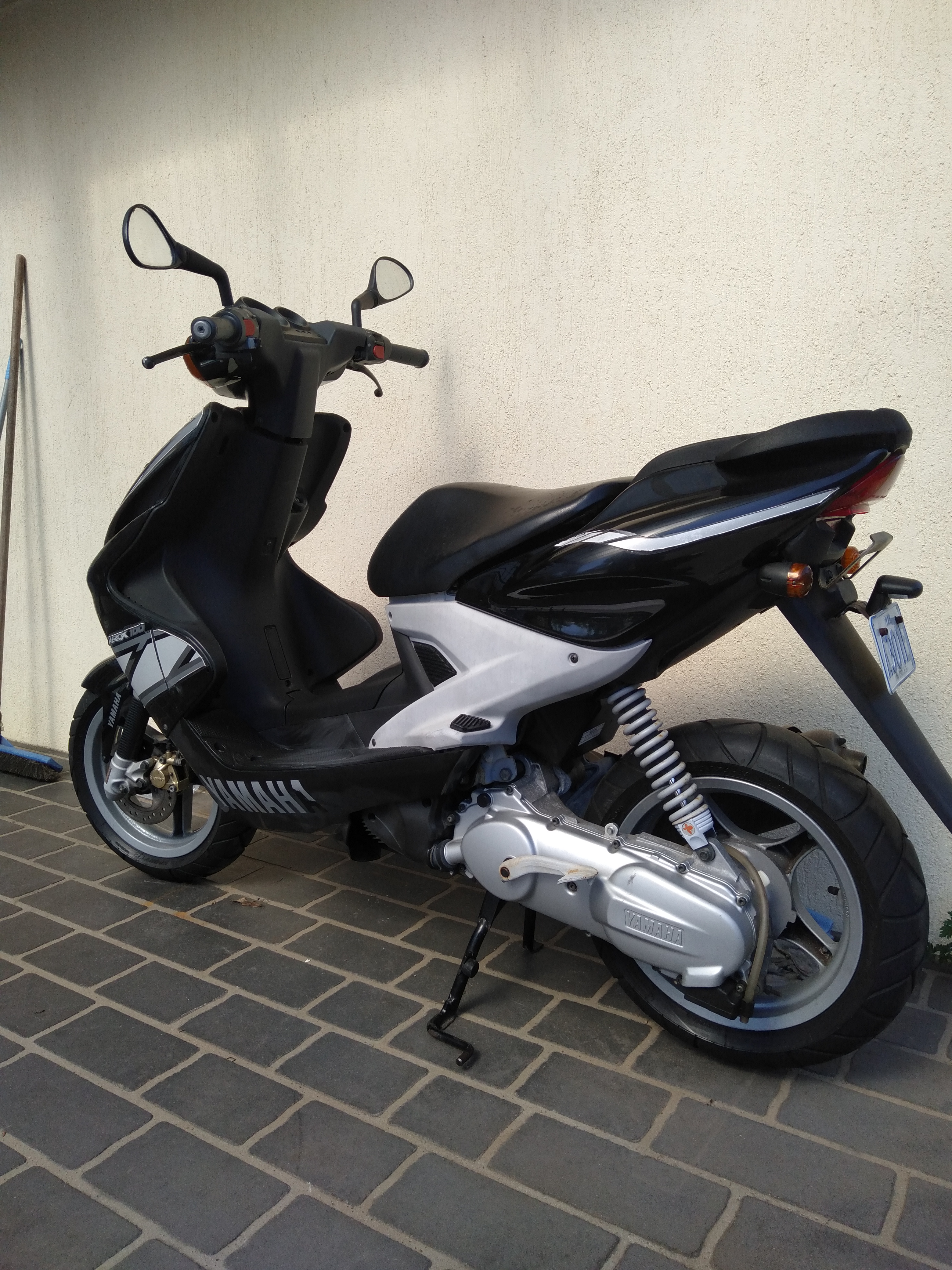 2004 YAMAHA AEROX 100 - YQ100 SCOOTER 