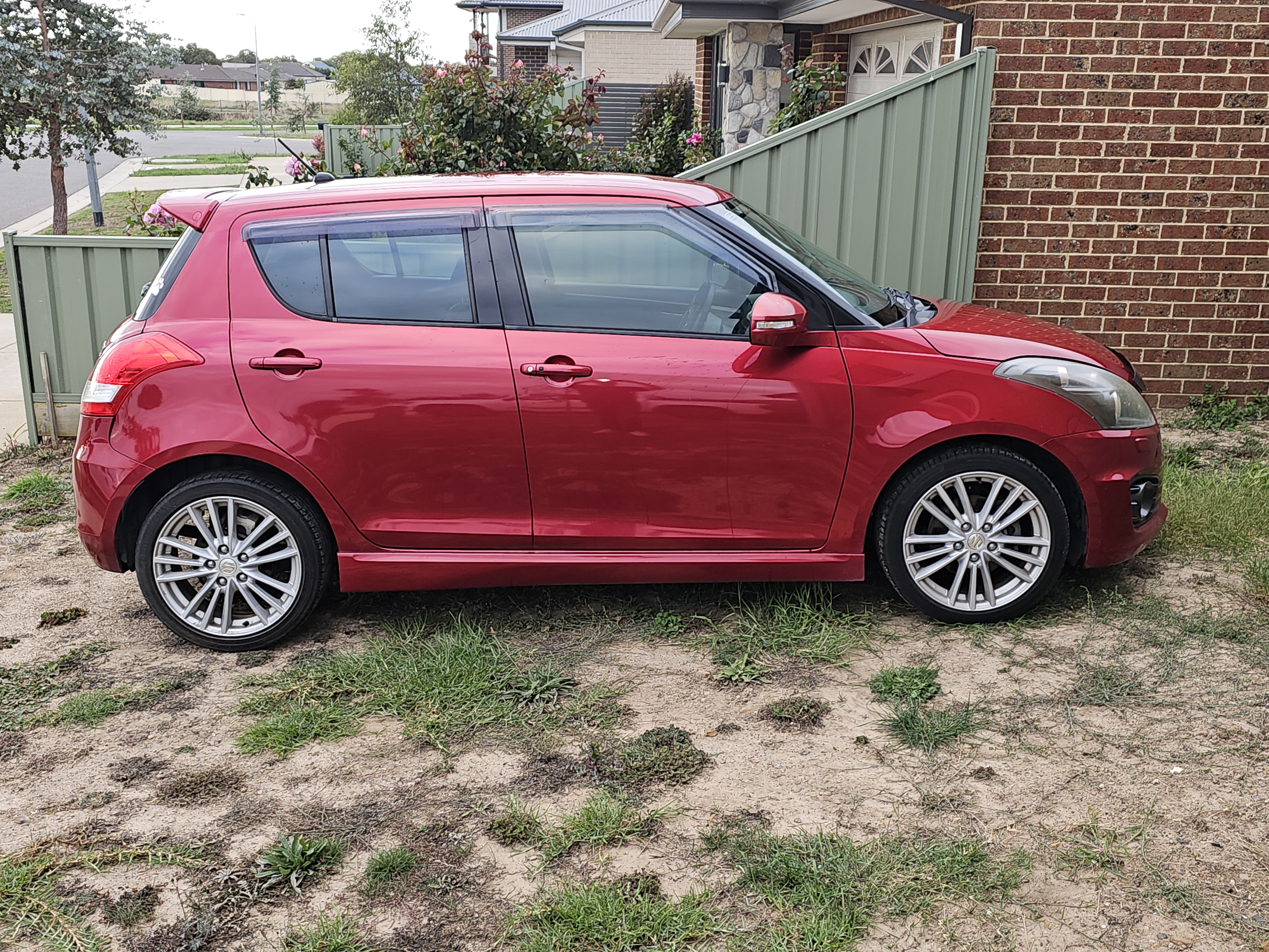 2012 SUZUKI SWIFT FZ SPORT HATCHBACK