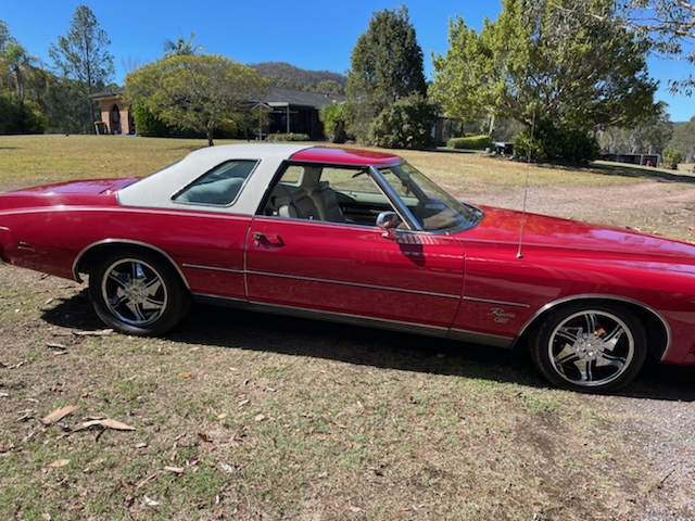 1973 BUICK RIVIERA COUPE