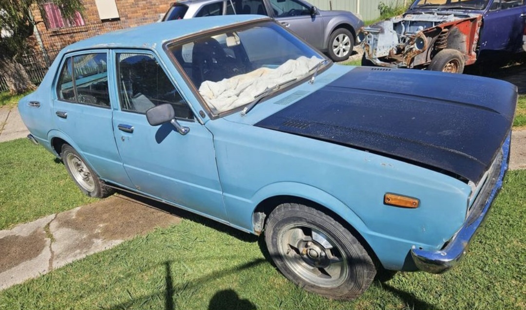 1977 TOYOTA COROLLA KE30 CS SEDAN