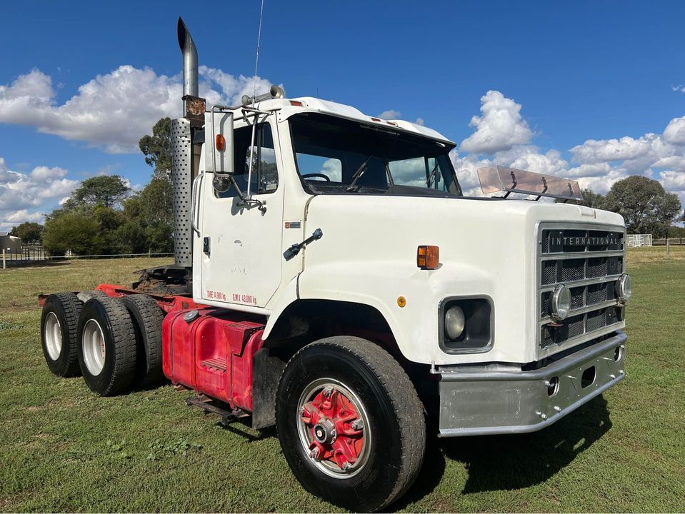 1981 INTERNATIONAL SLINE NTC 230 PRIME MOVER