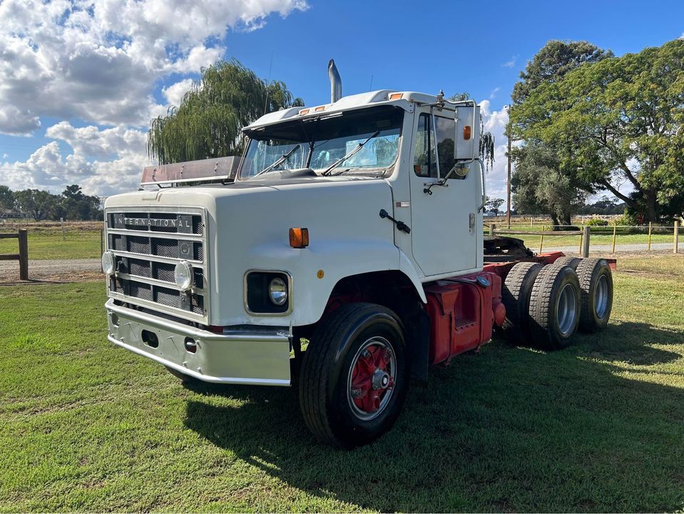 1981 INTERNATIONAL SLINE NTC 230 PRIME MOVER
