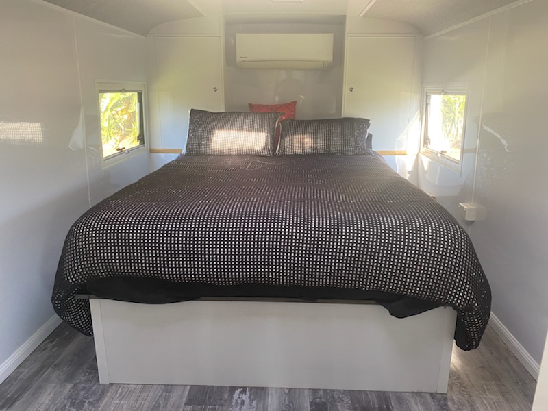 1997 HINO MOTORHOME