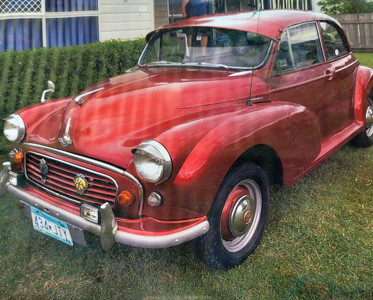 1957 MORRIS MINOR 1000 SEDAN