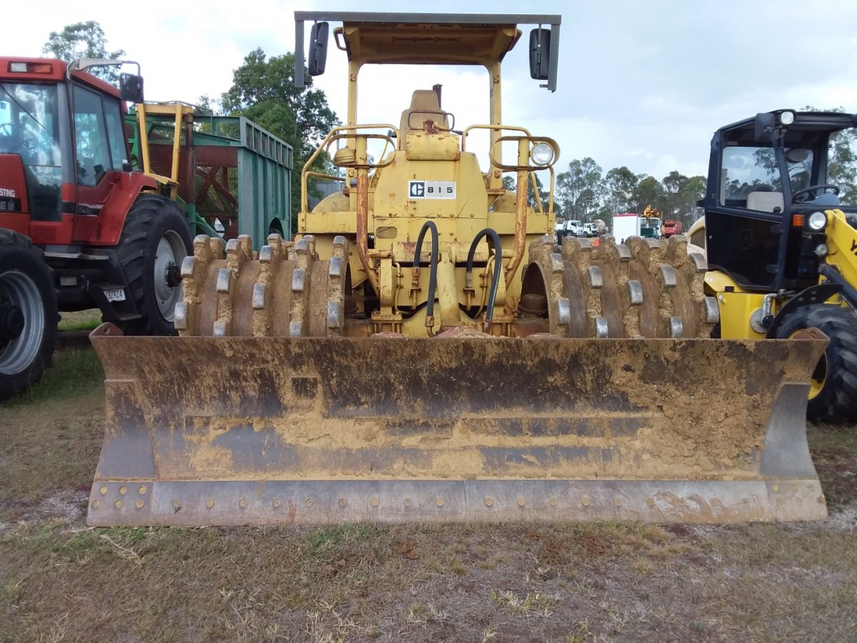 1978 Caterpillar 815 Compactor