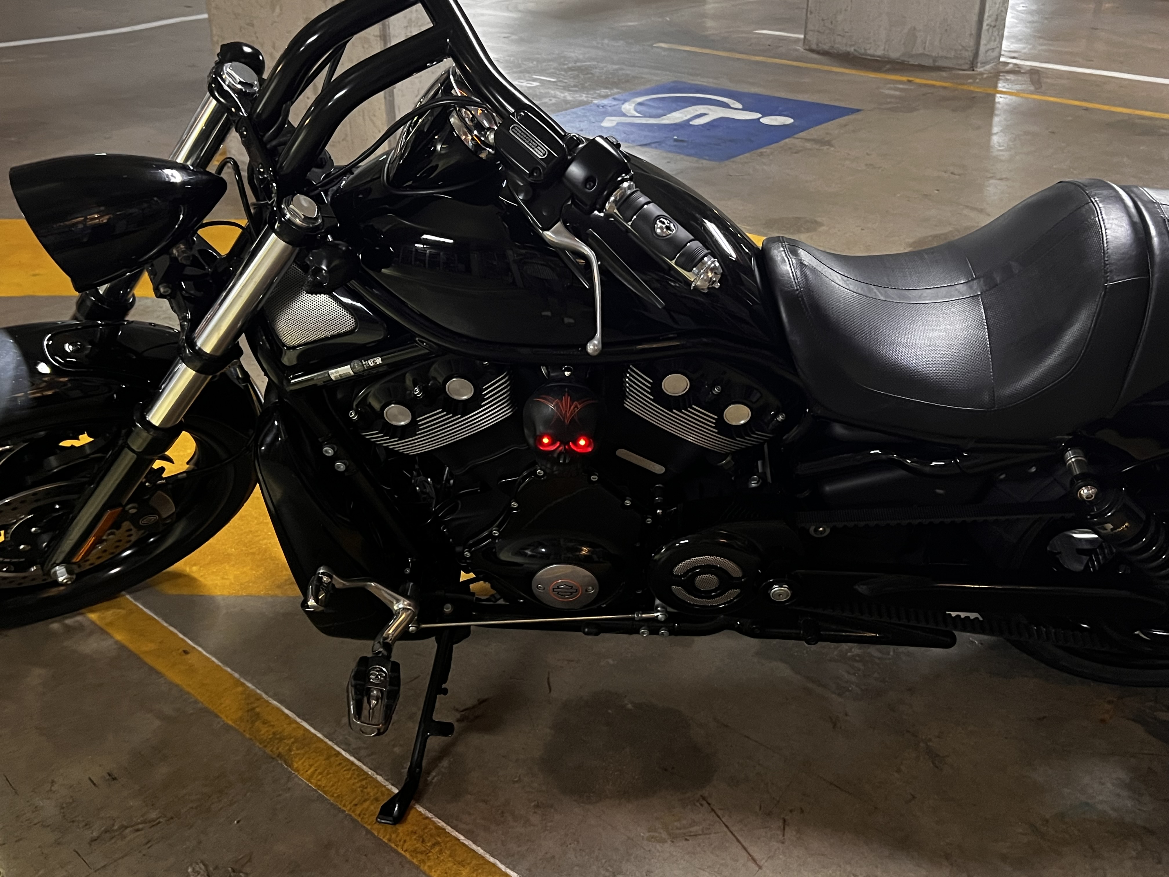 2010 HARLEY-DAVIDSON VRSCDX NIGHT ROD SPECIAL CRUISER