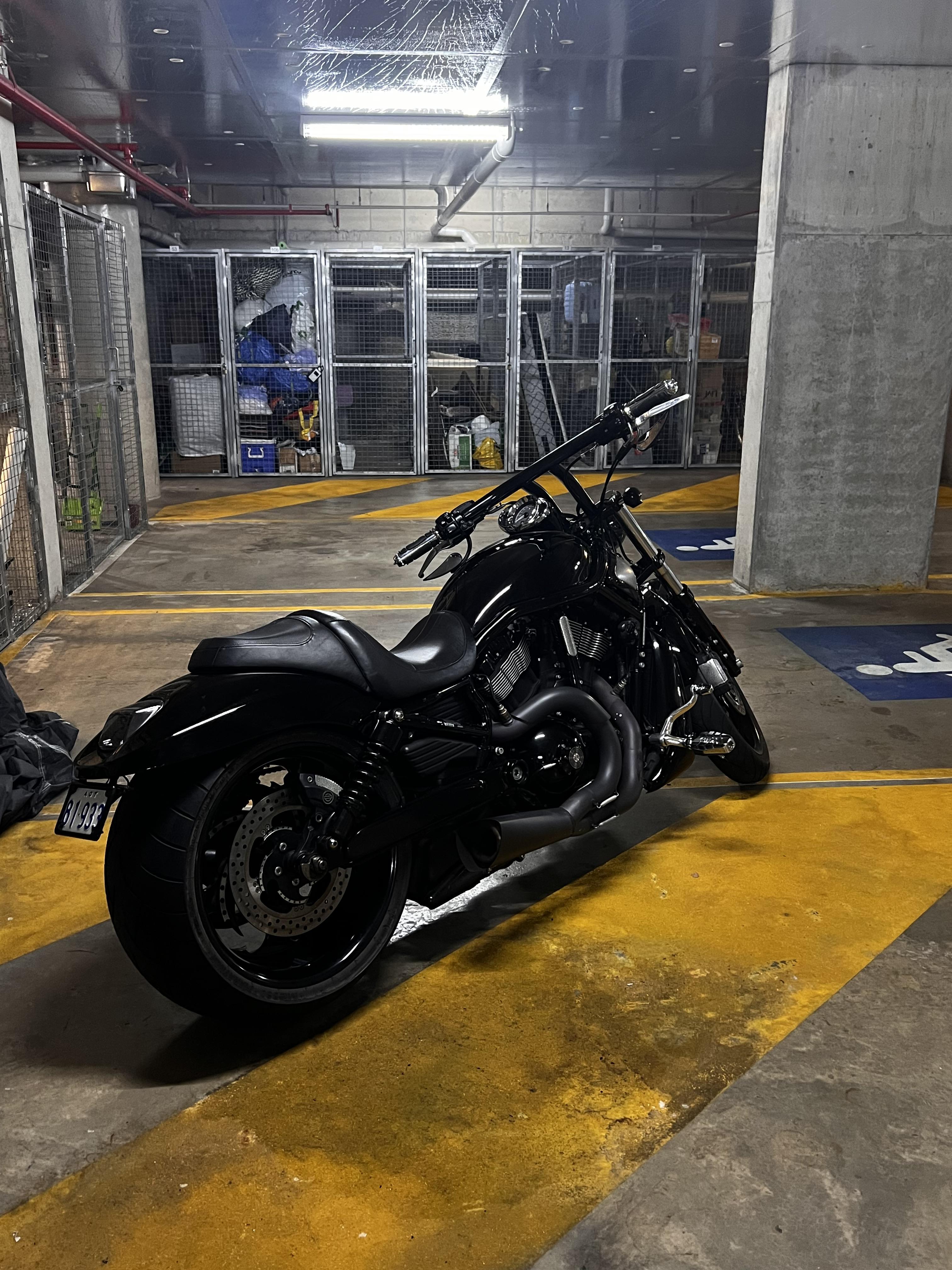 2010 HARLEY-DAVIDSON VRSCDX NIGHT ROD SPECIAL CRUISER