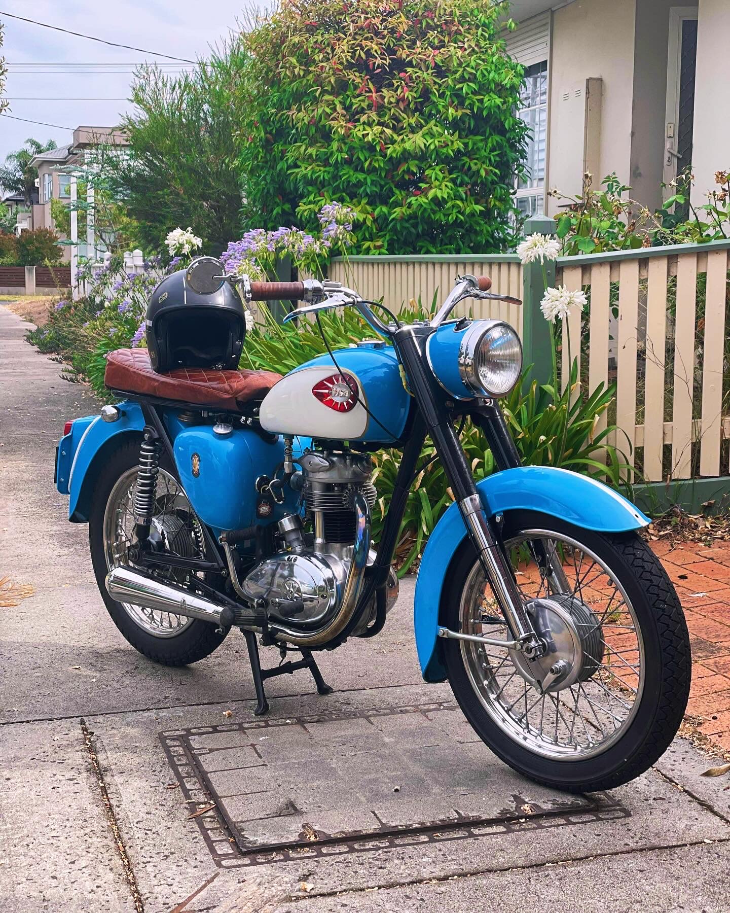 1962 BSA C15 STAR ROAD