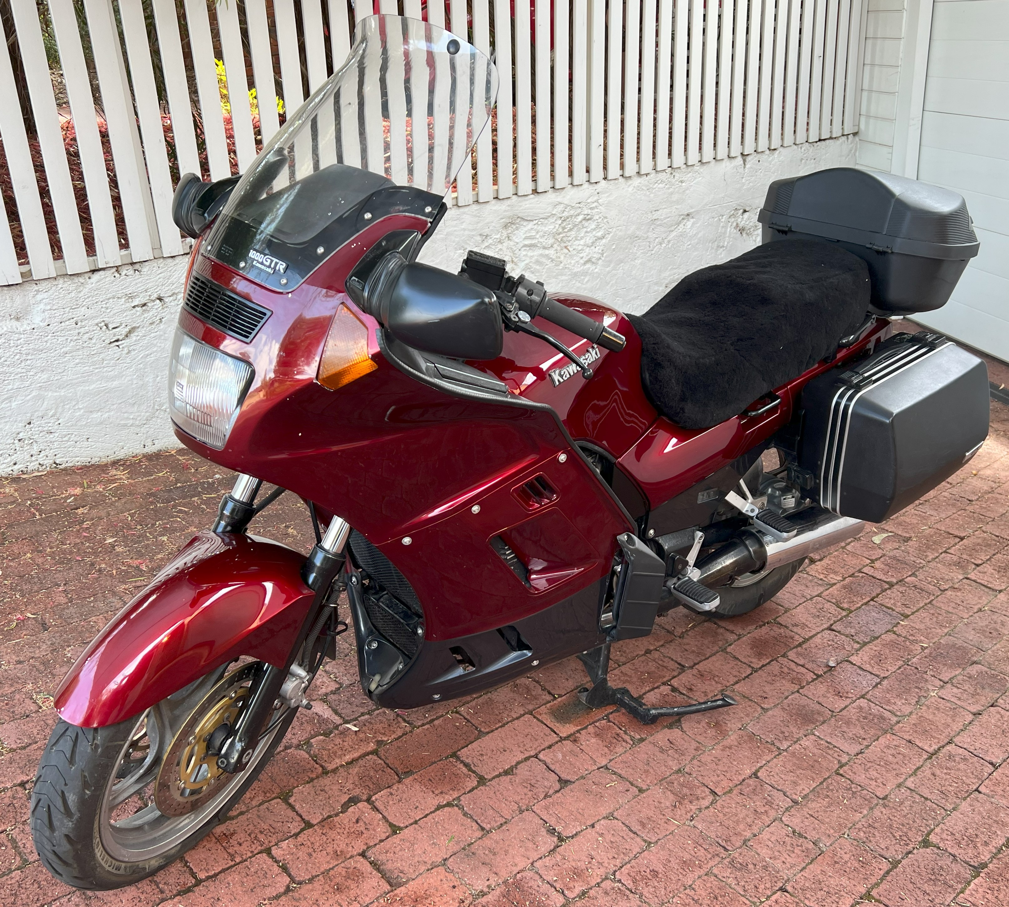 1996 KAWASAKI GTR1000 ROAD 