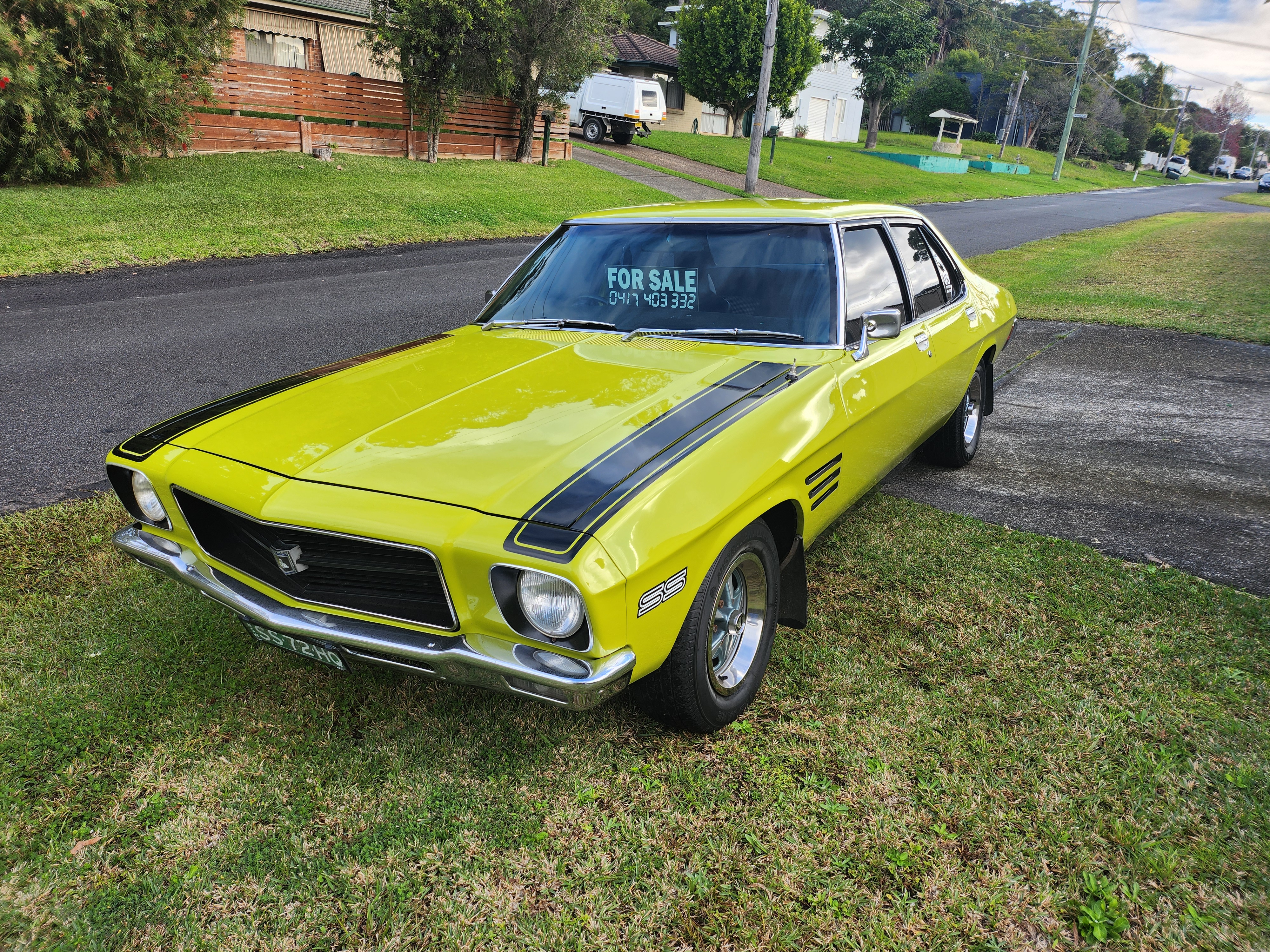 1972 HOLDEN SS HQ SEDAN