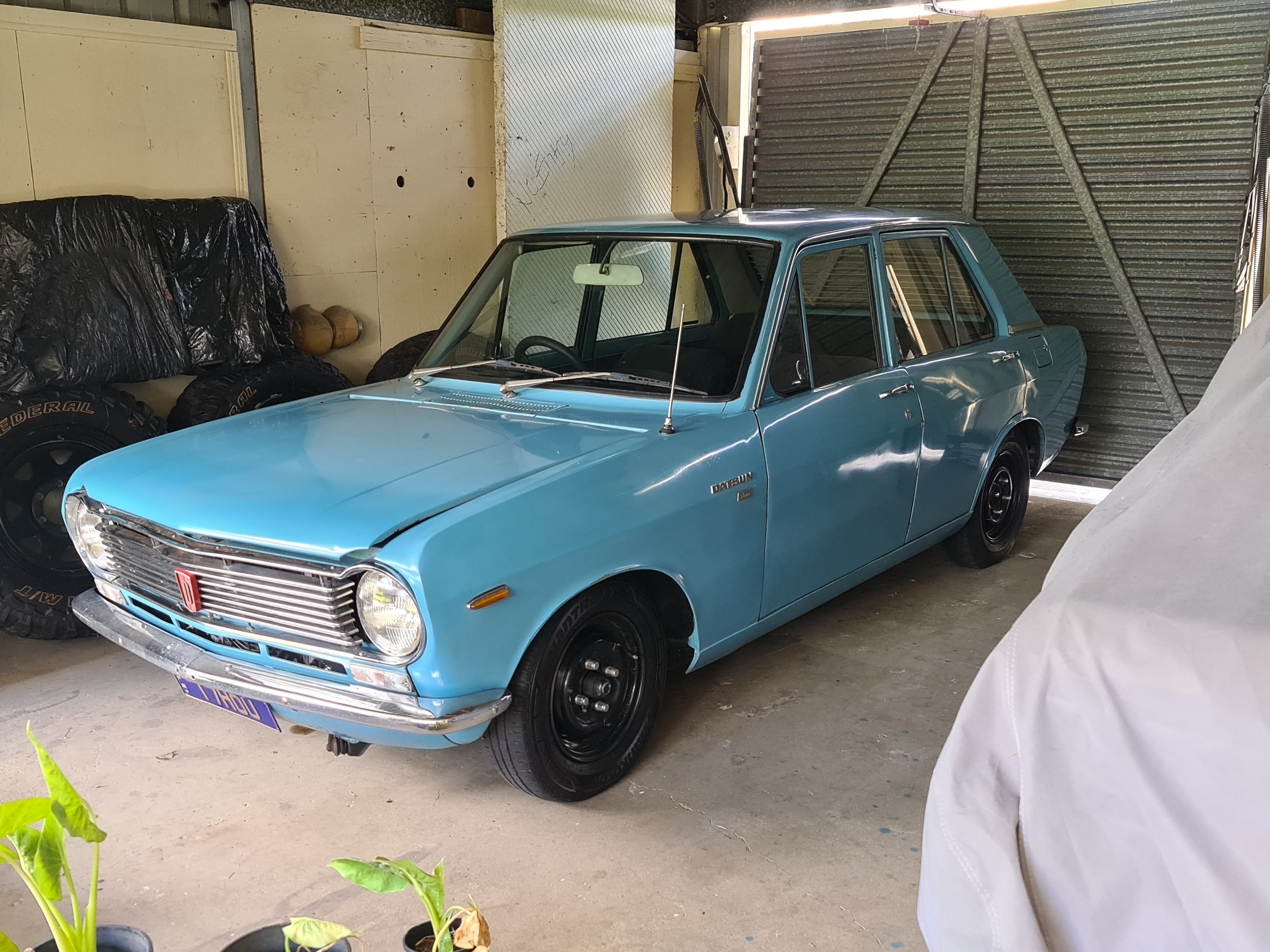 1969 DATSUN 1000 DELUXE SEDAN