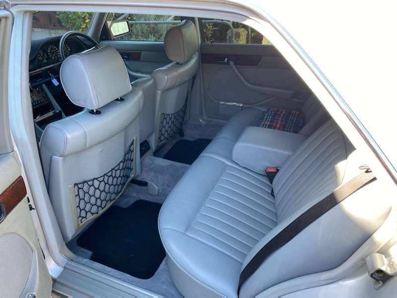 1988 MERCEDES-BENZ 300 W126 SEL 4 SP AUTOMATIC 4D SEDAN