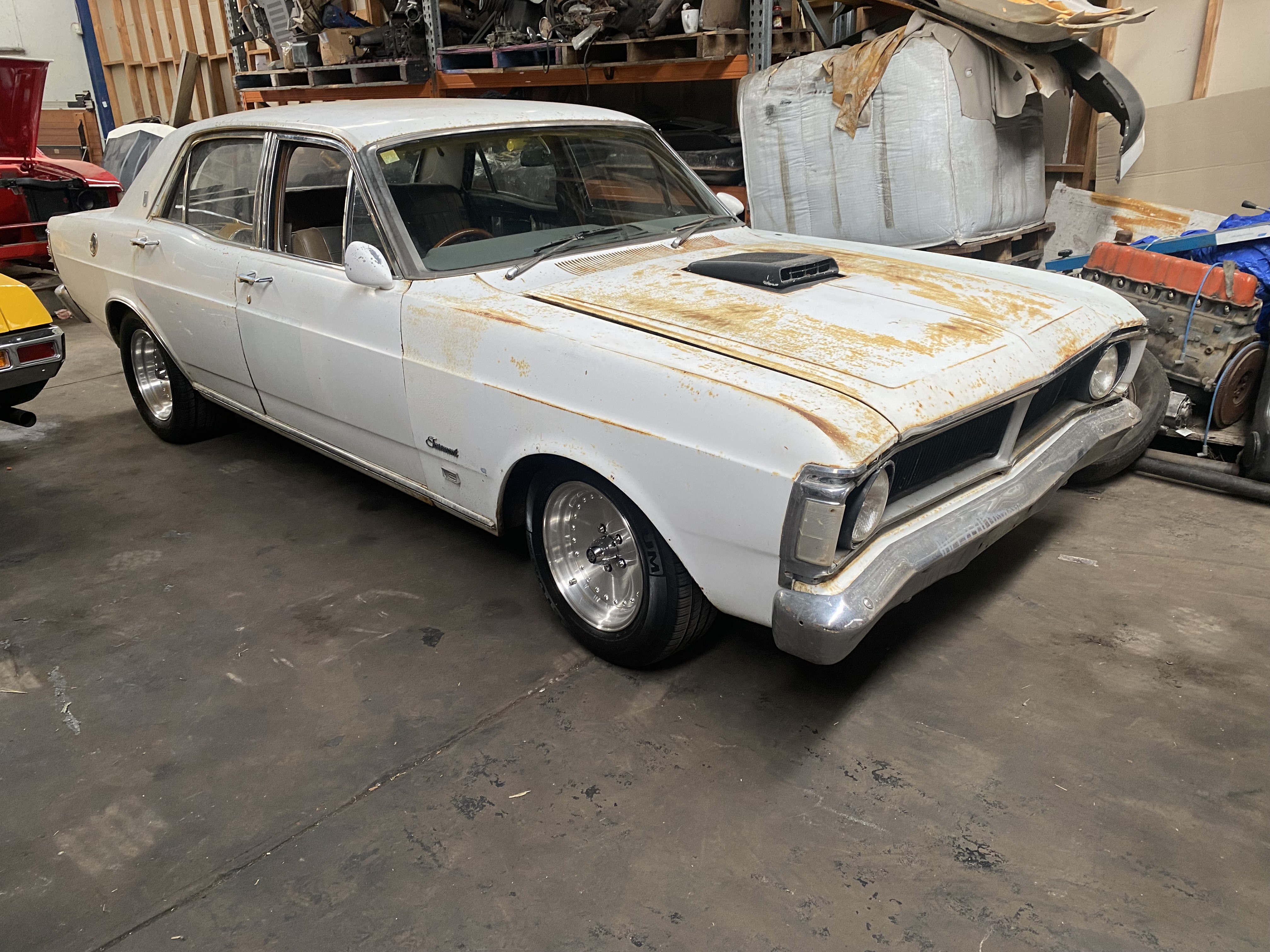 1971 FORD FAIRMONT XY 4 SP MANUAL 4D SEDAN