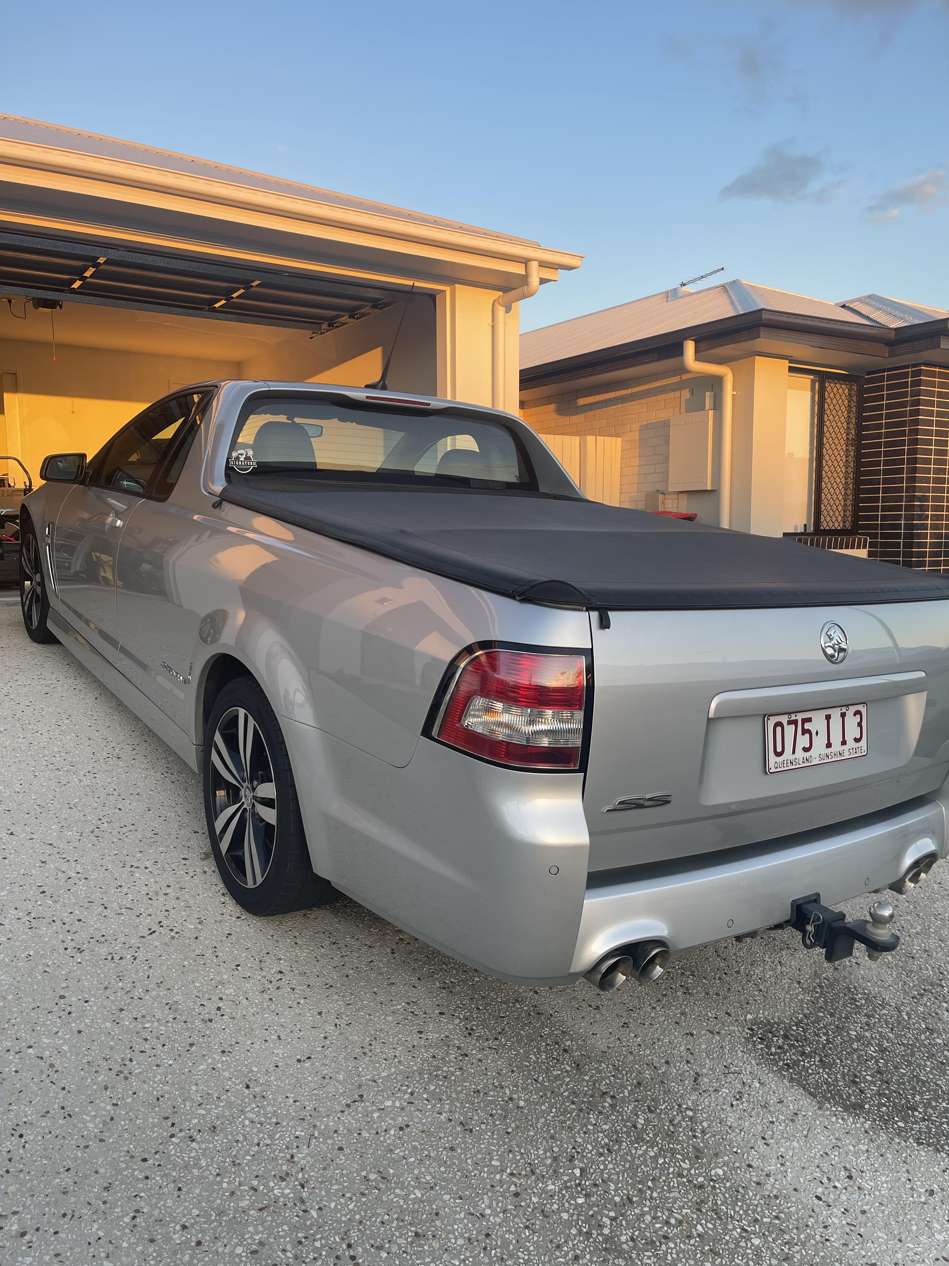2015 HOLDEN UTE VF MY15 SS STORM 6 SP MANUAL UTILITY