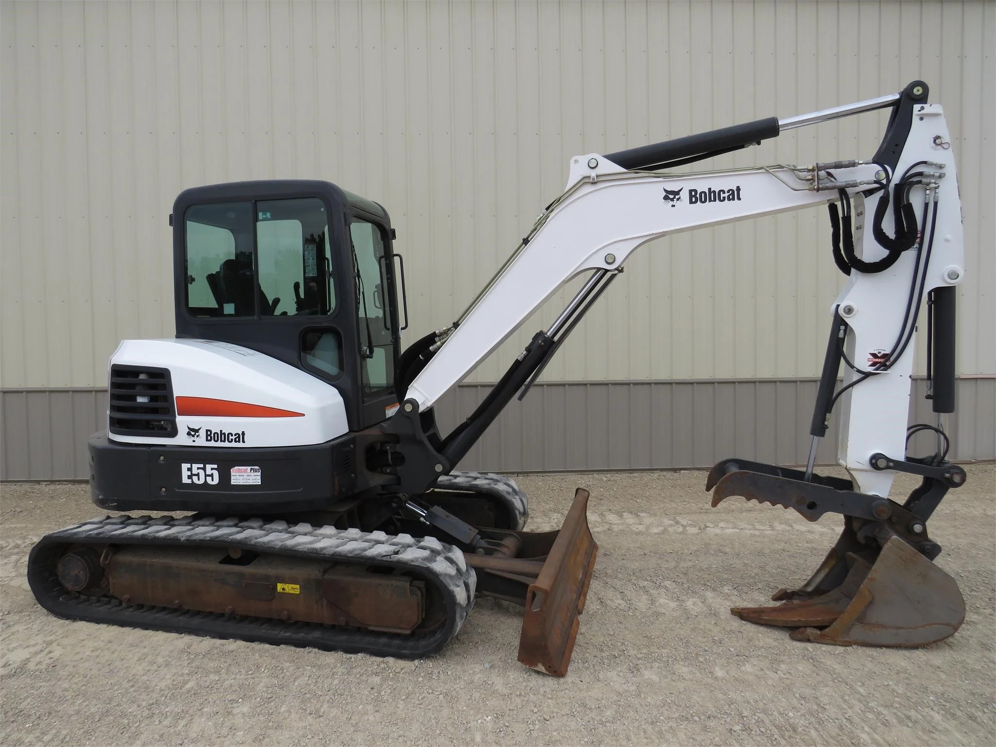 2017 BOBCAT E55 EXCAVATOR