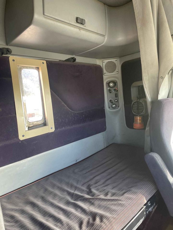 2000 FREIGHTLINER ARGOSY 20 SERIES PRIMEMOVER