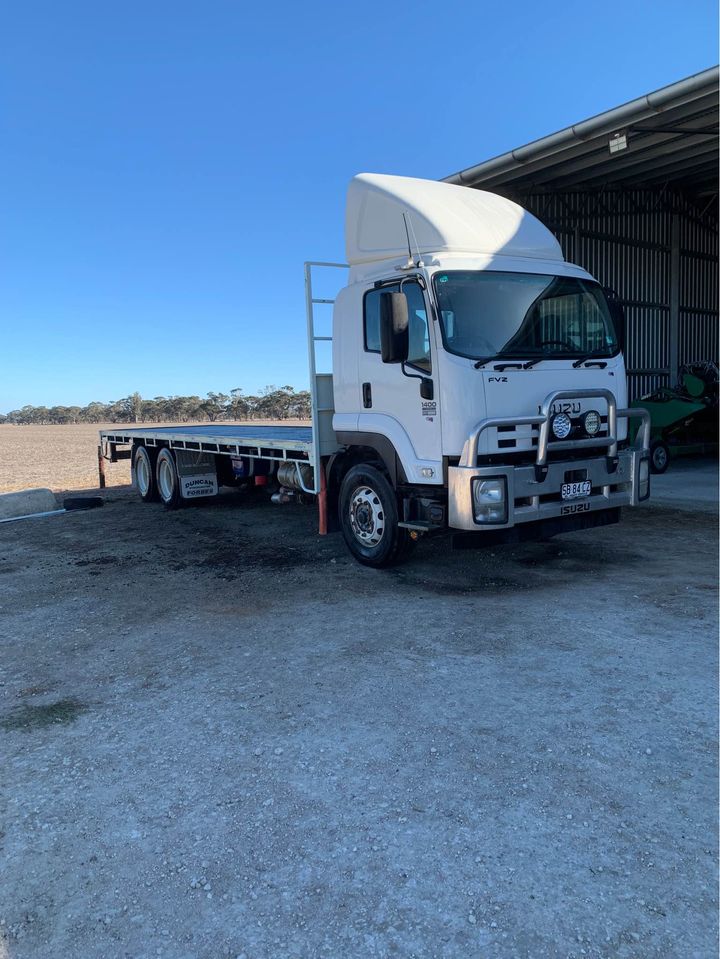 2010 ISUZU FVZ 1400 LONG TRAY