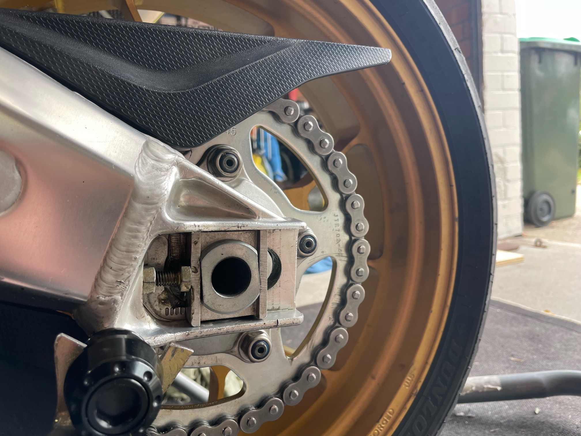 2008 APRILIA RSV 1000 R TUONO FACTORY