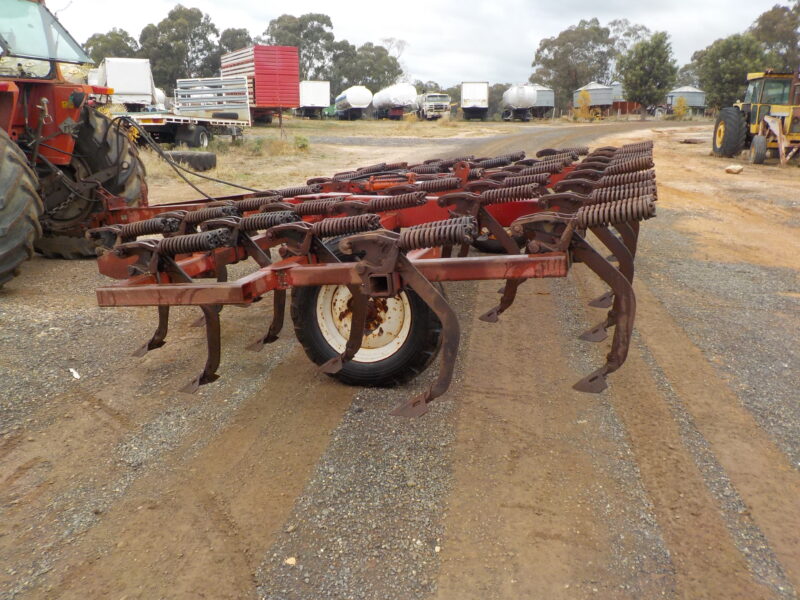 International 36 Tyne Scarifier