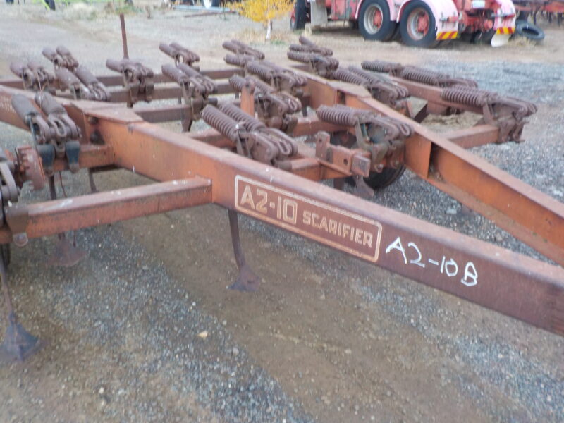 International A2-10 25 Tyne Scarifier