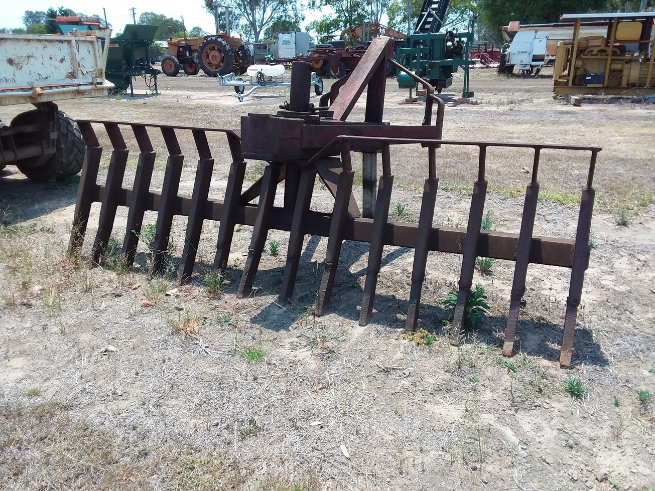 Hooper 3PL Stick Rake