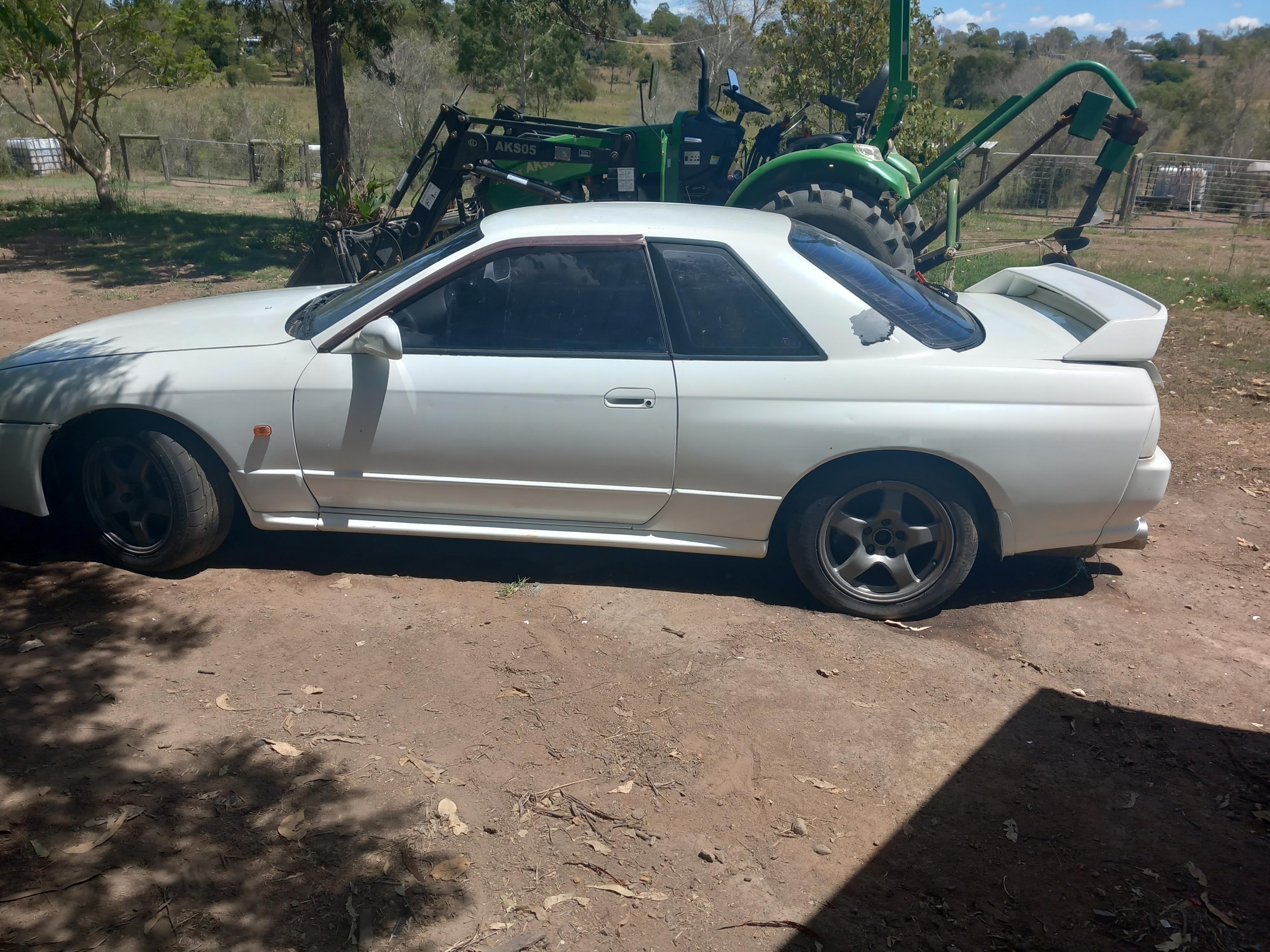 1992 NISSAN SKYLINE COUPE