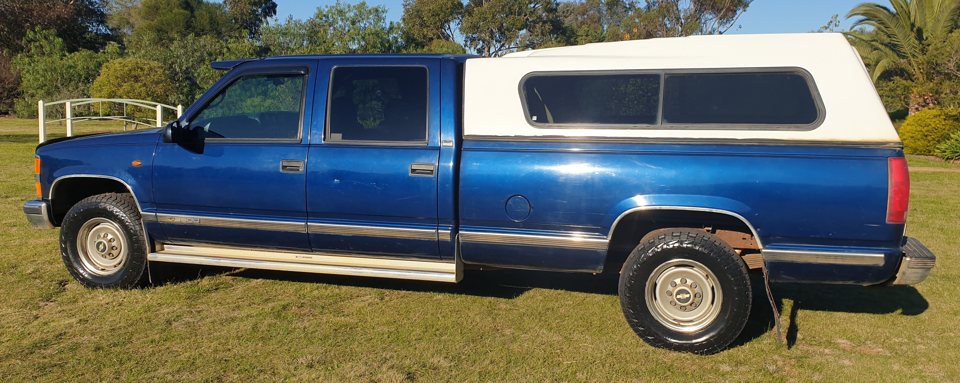 1996 CHEVROLET SILVERADO C3500 CREWCAB PICK UP