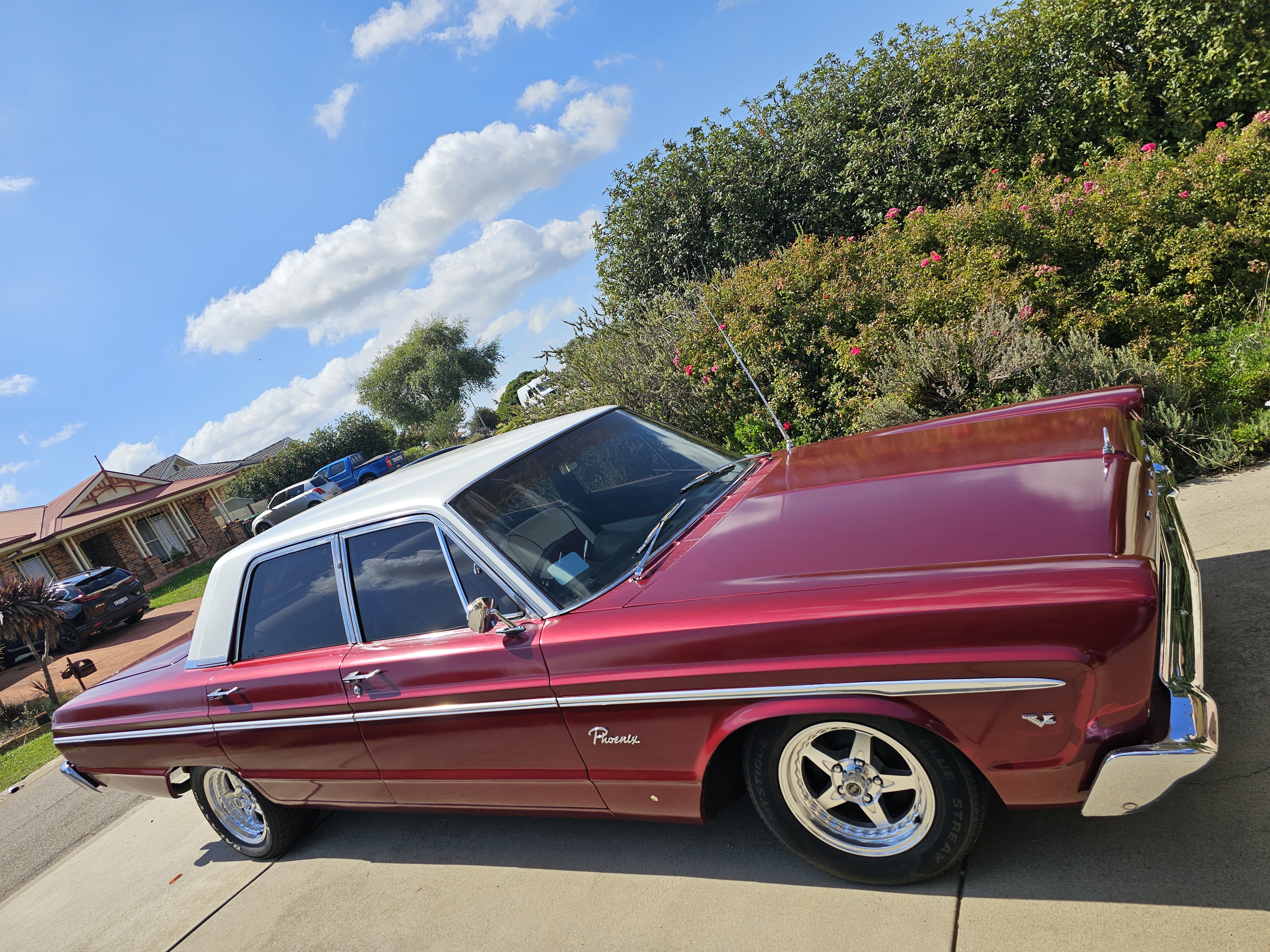 1965 DODGE PHOENIX SEDAN