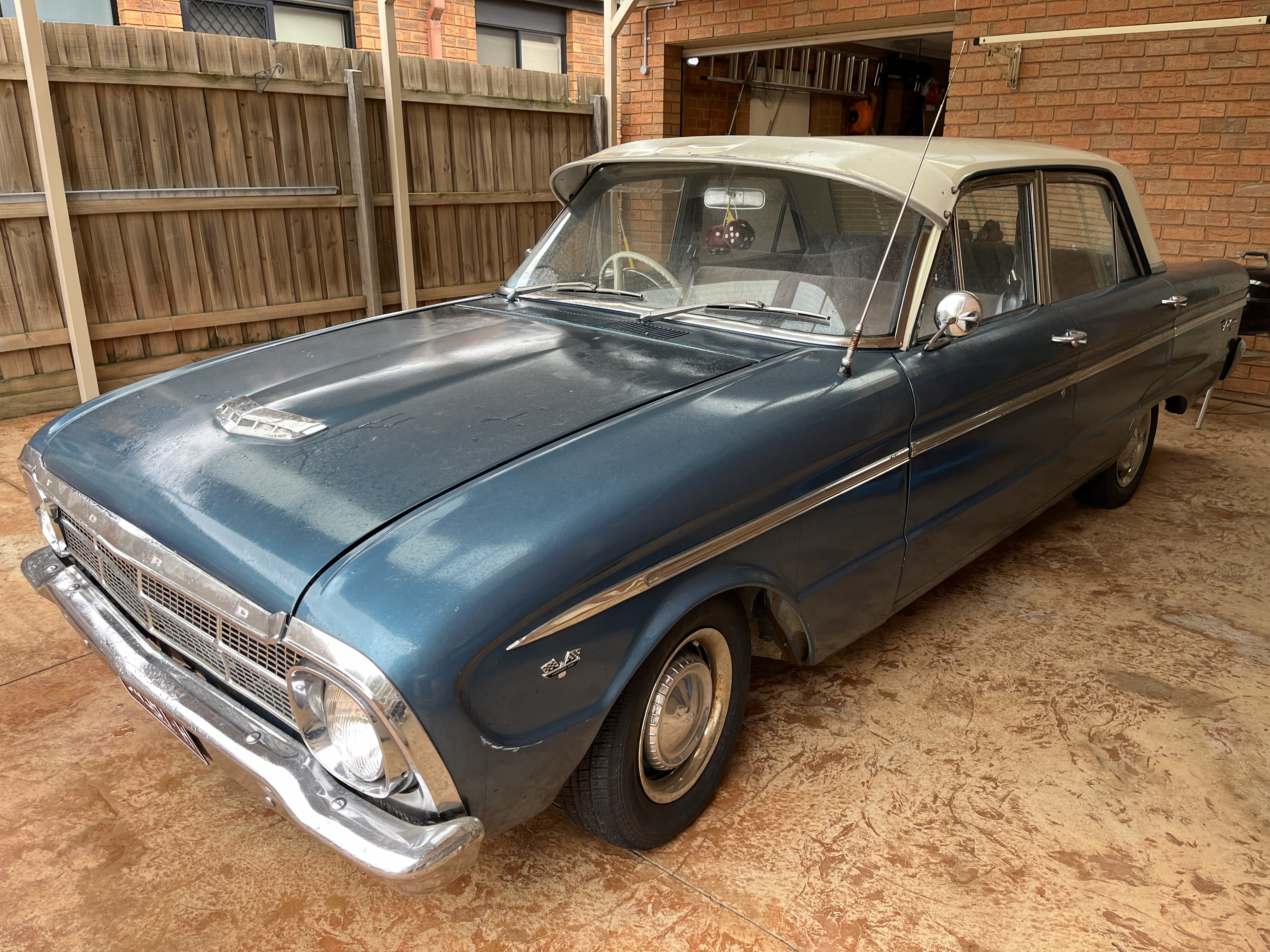 1964 FORD FALCON XM SEDAN