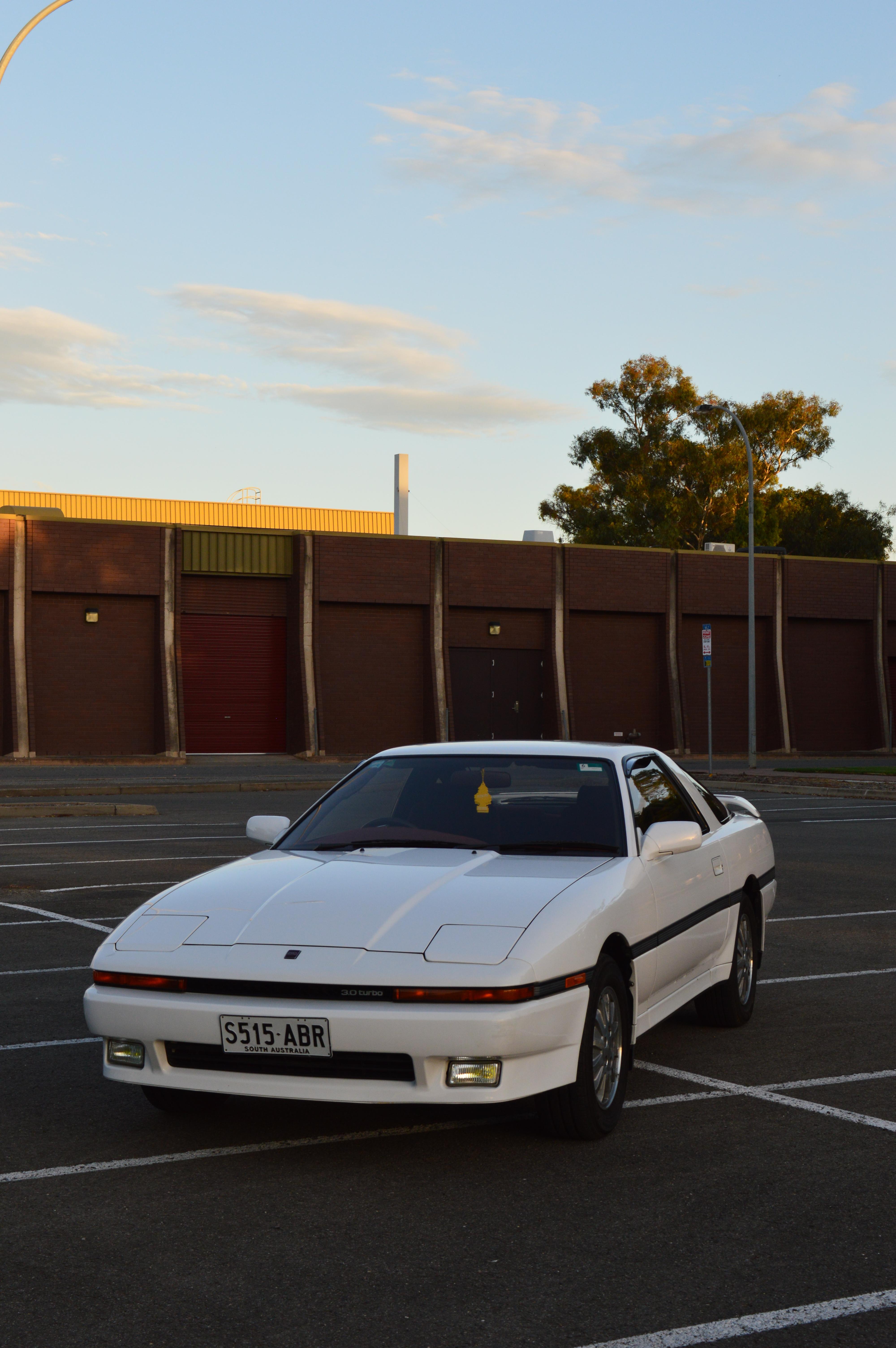 1986 TOYOTA SUPRA MA70 LIFTBACK