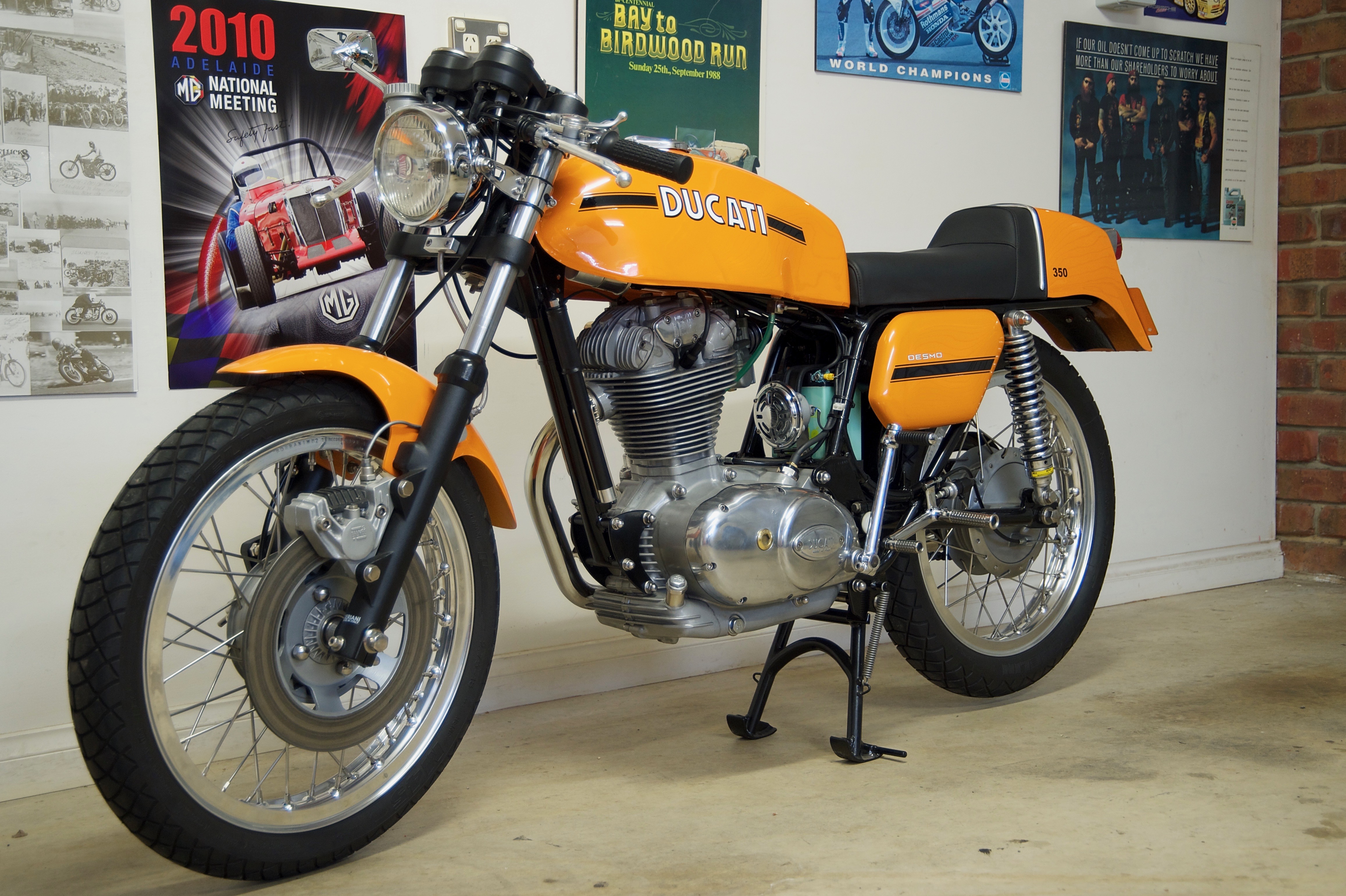 1974 DUCATI DESMO 350CC ROAD 
