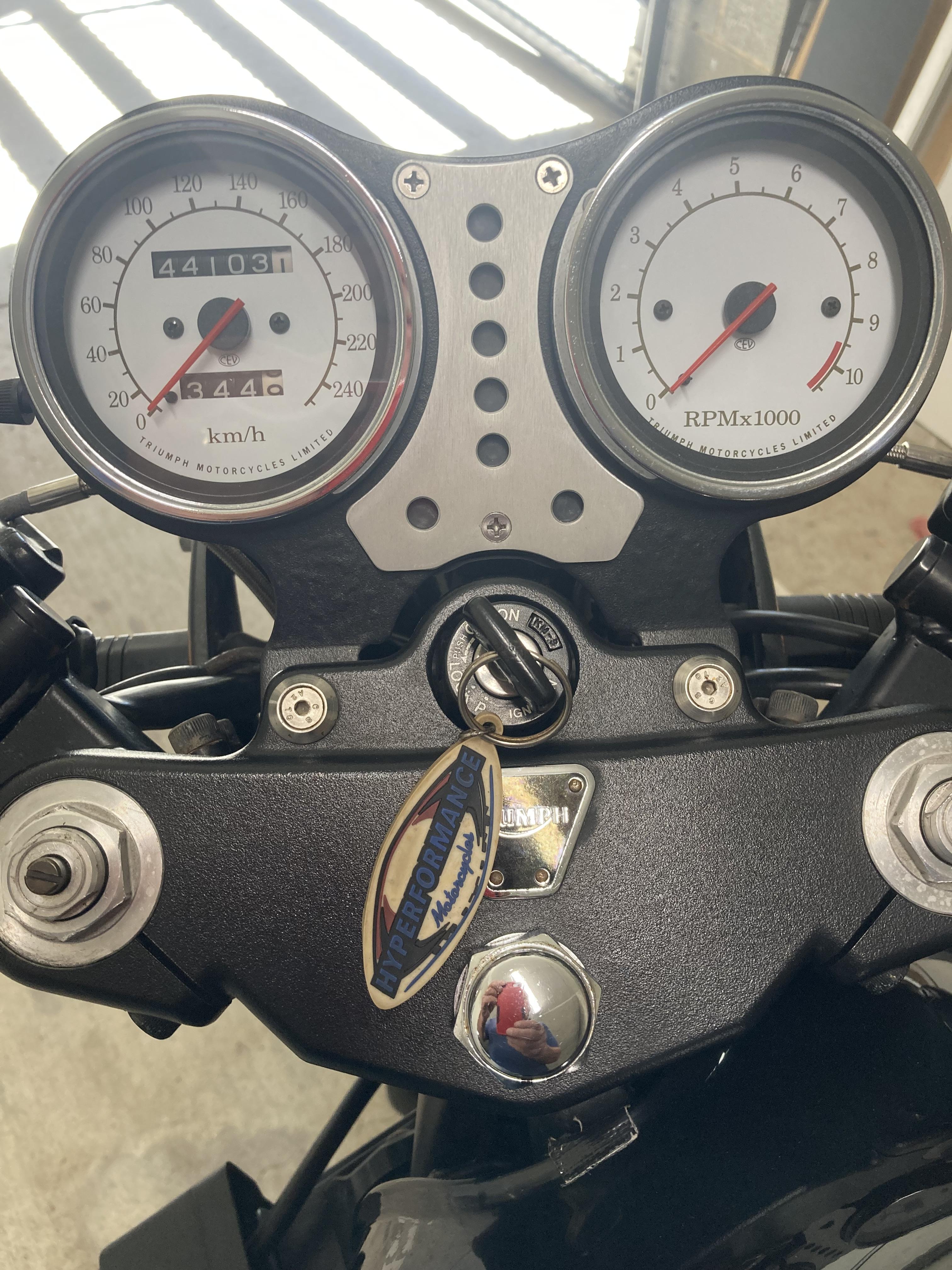 1996 TRIUMPH SPEED TRIPLE 900 ROAD