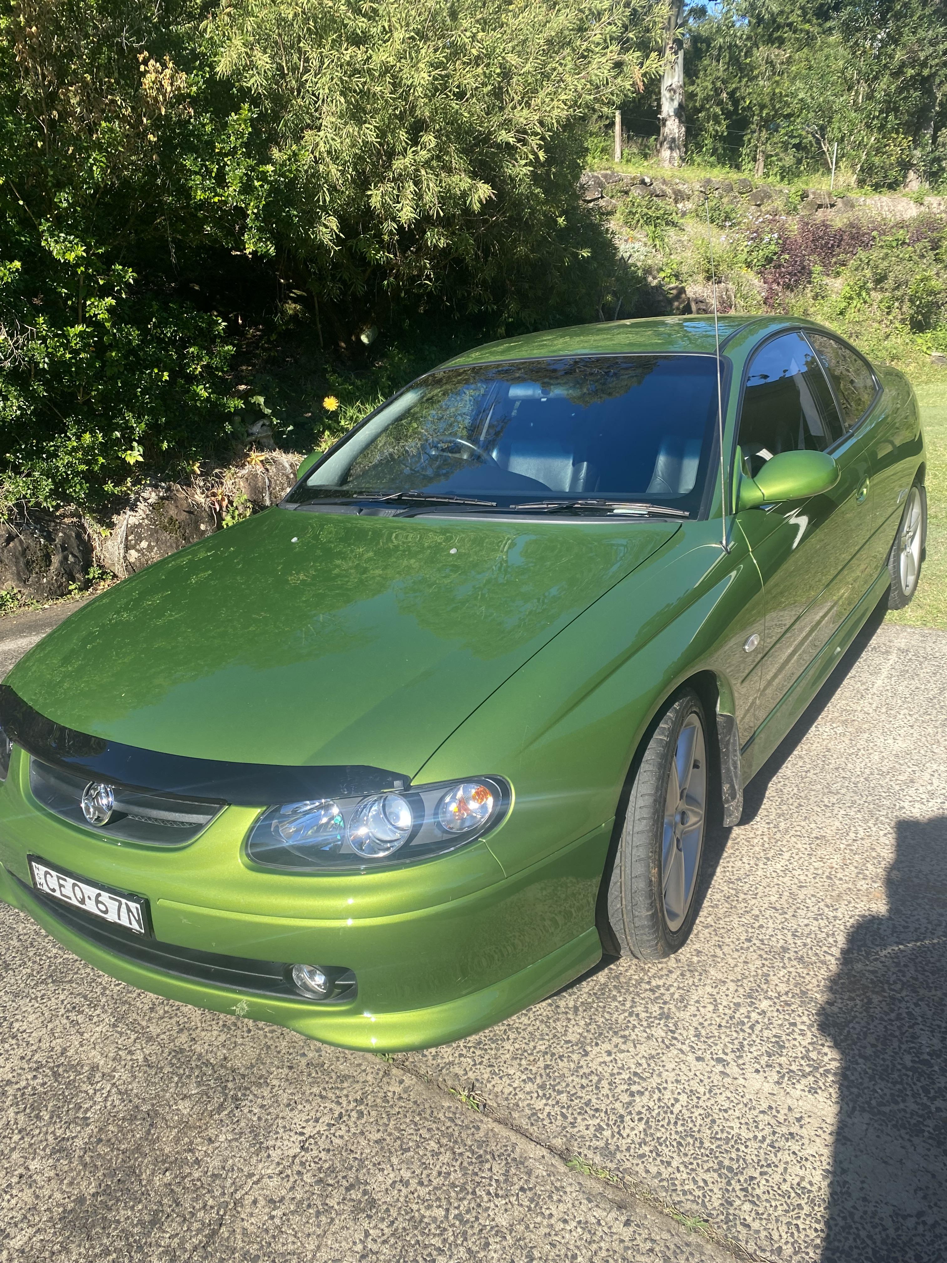 2002 HOLDEN MONARO V2 CV8 4 SP AUTOMATIC 2D COUPE