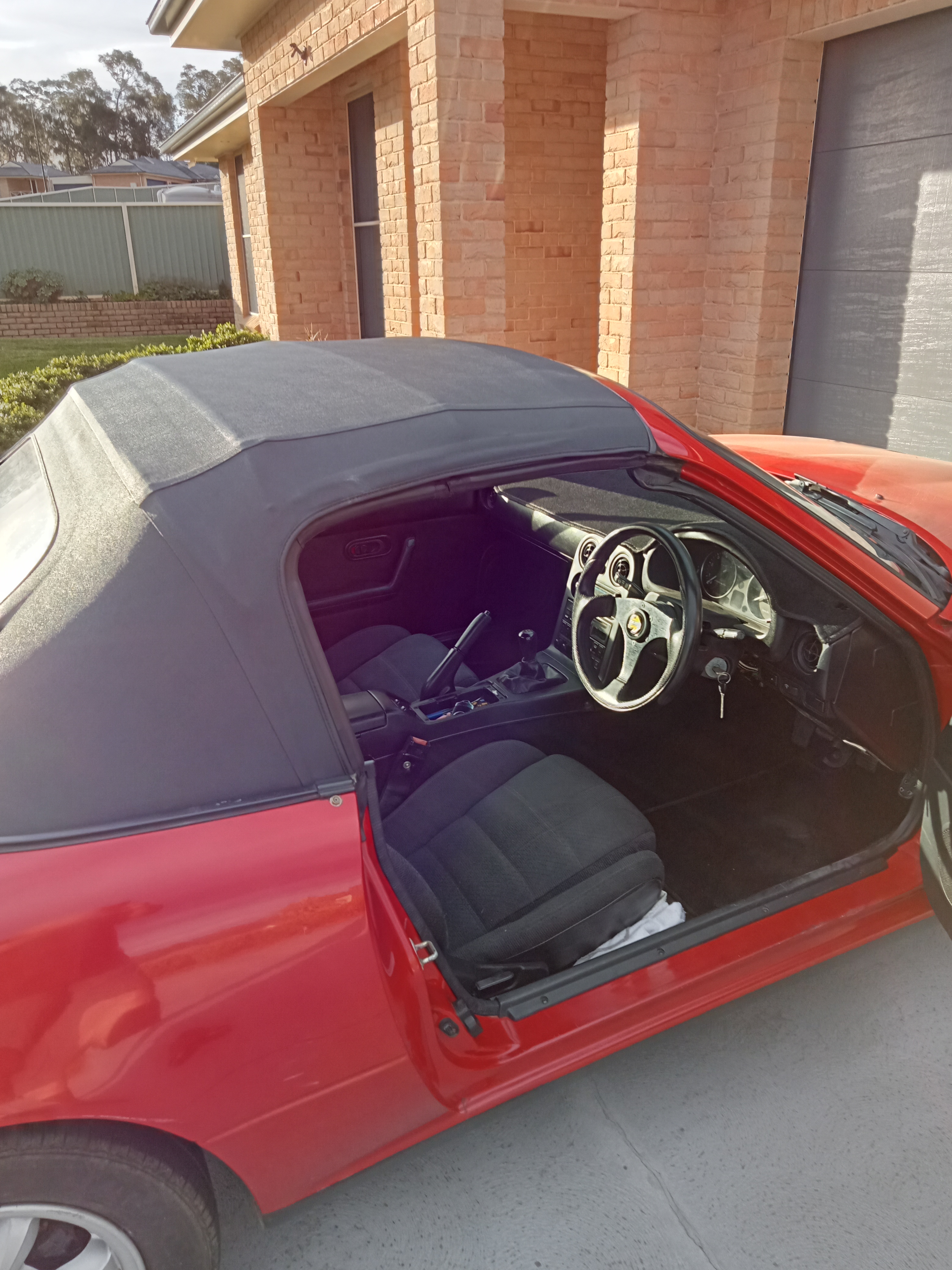 1991 MAZDA MX-5 5 SP MANUAL 2D CONVERTIBLE