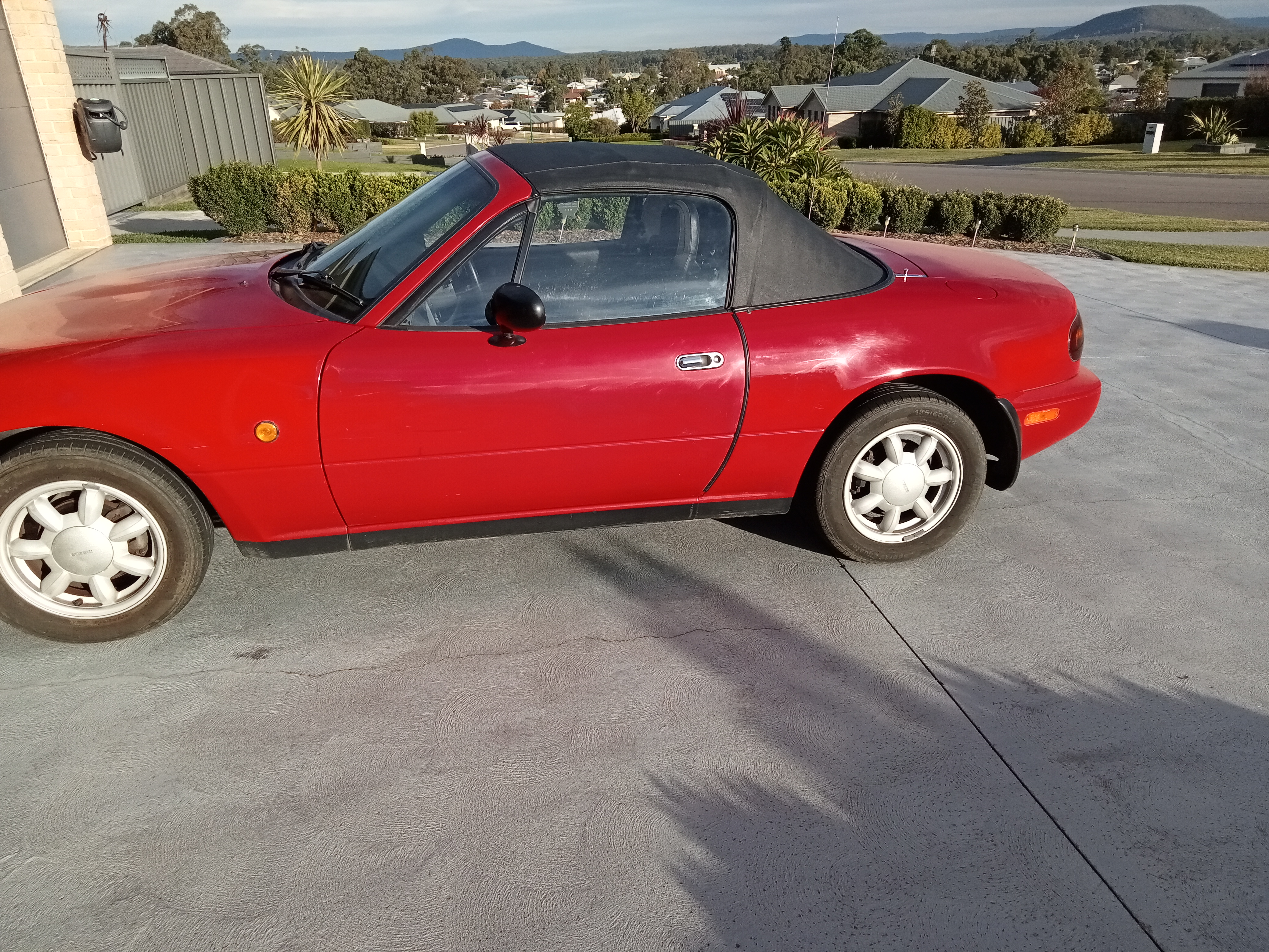 1991 MAZDA MX-5 5 SP MANUAL 2D CONVERTIBLE