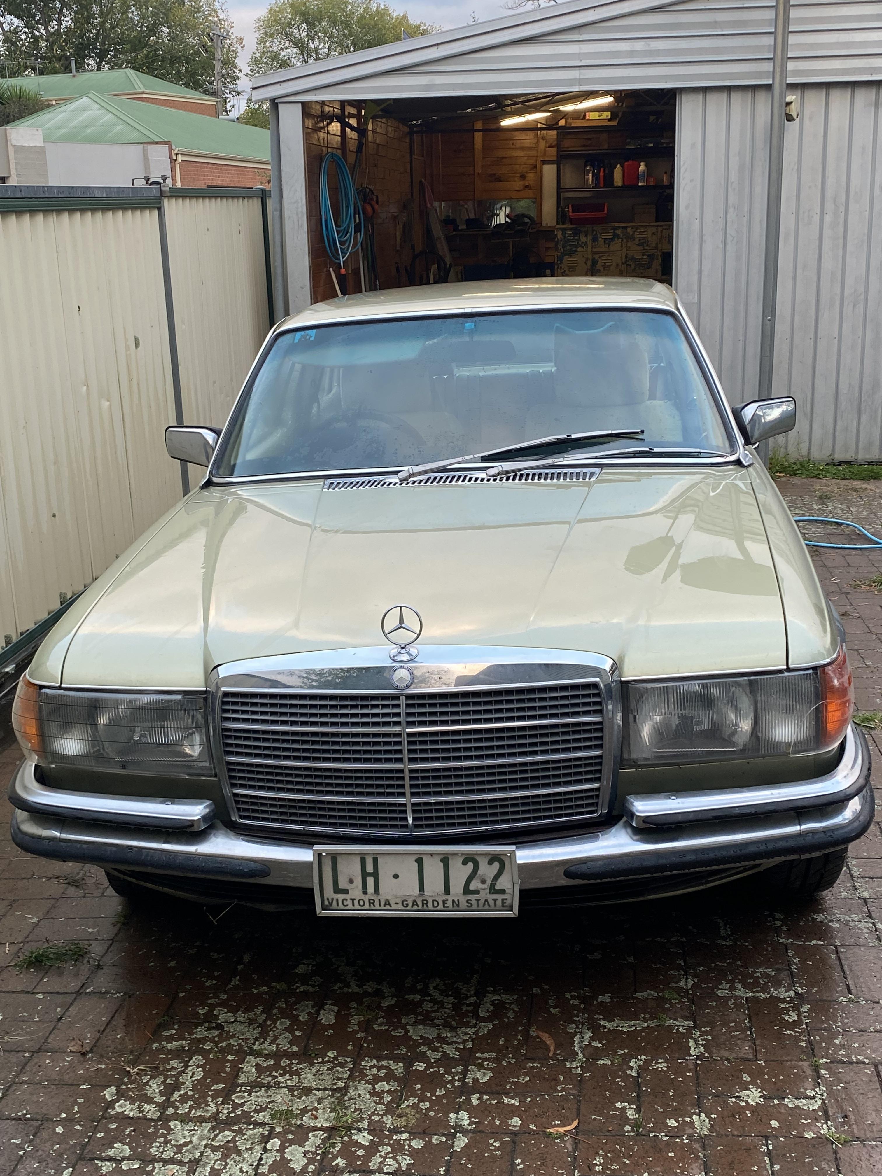 1979 MERCEDES-BENZ 350 SE SEDAN