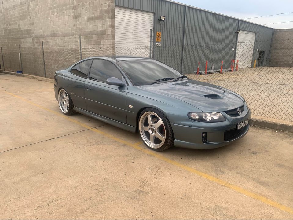 2005 HOLDEN MONARO VZ CV8 COUPE